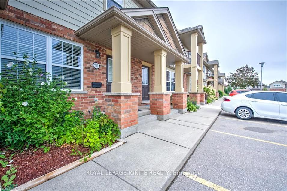 Photo 3 of Unit 240, 3320 Meadowgate Boulevard, London, South U — HOMEH