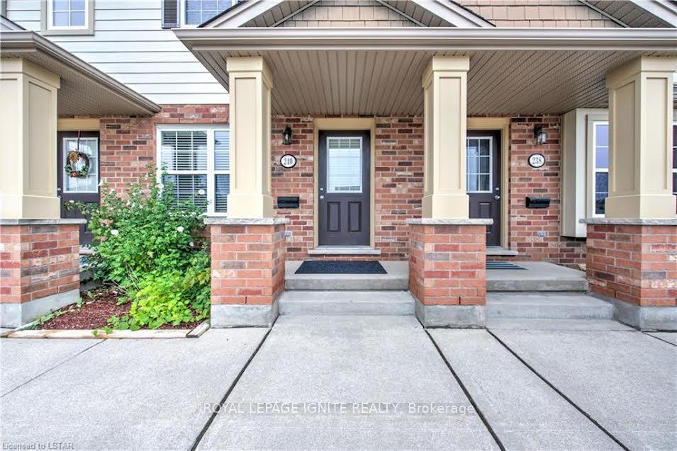 Photo 4 of Unit 240, 3320 Meadowgate Boulevard, London, South U — HOMEH