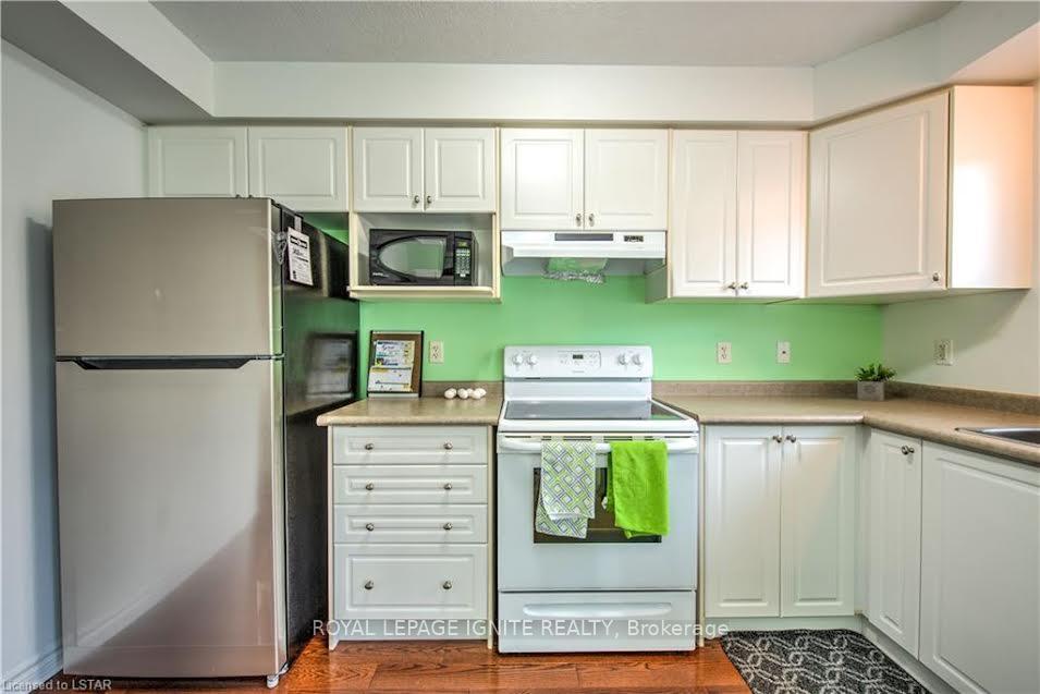 Photo 12 of Unit 240, 3320 Meadowgate Boulevard, London, South U — HOMEH