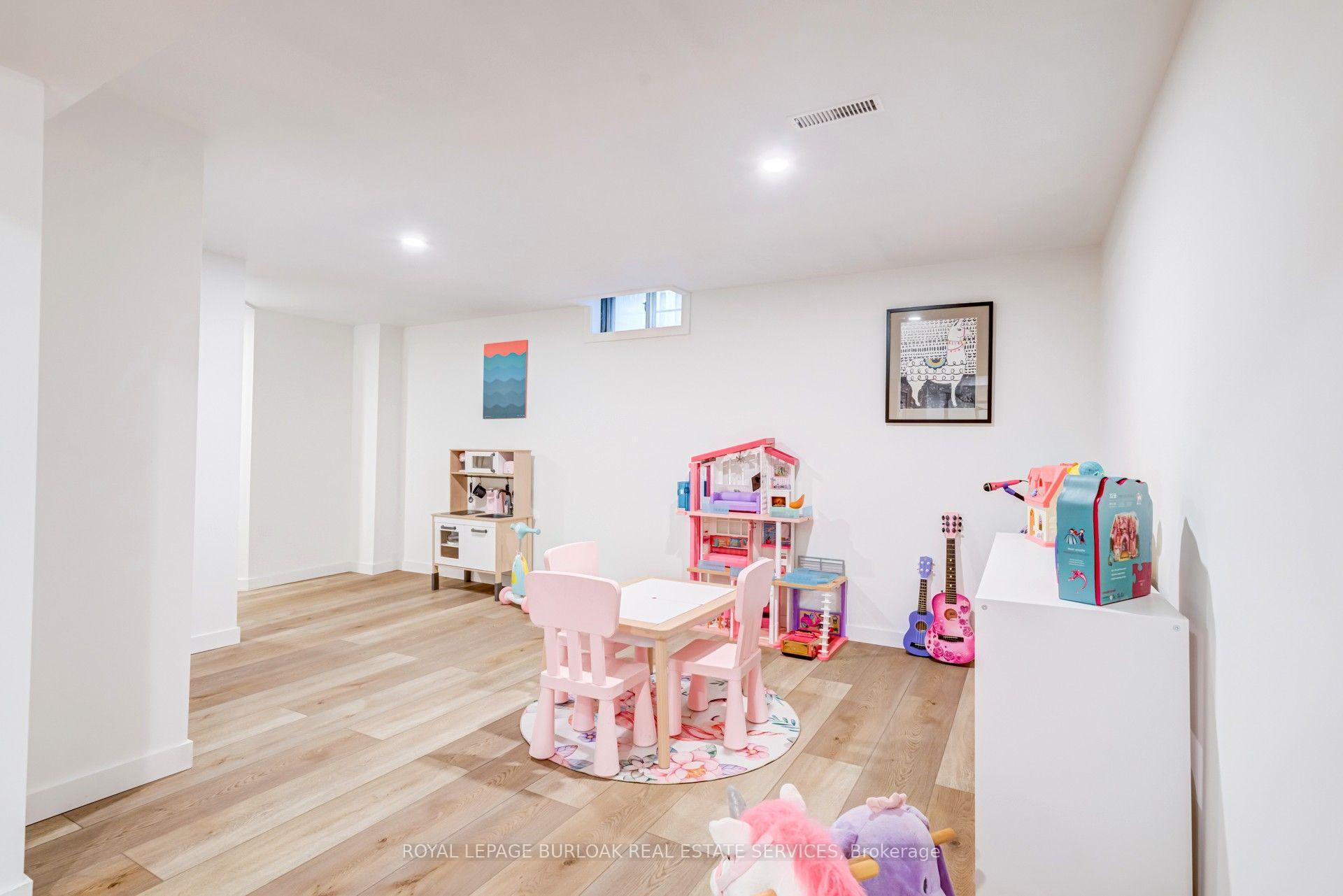Photo 40 of 34 Amblecote Place, Hamilton, Randall — HOMEH