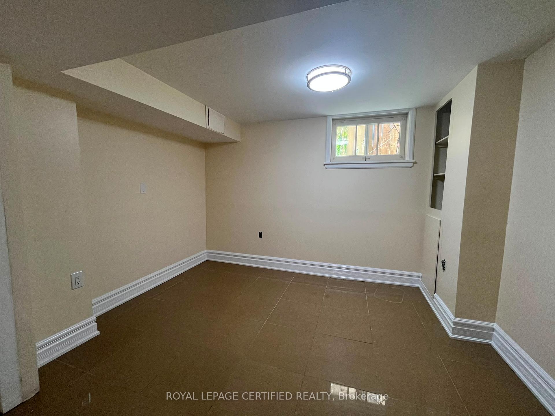 Photo 4 of Unit Bsmt, 784 Stone Church Road E, Hamilton, Eleanor — HOMEH