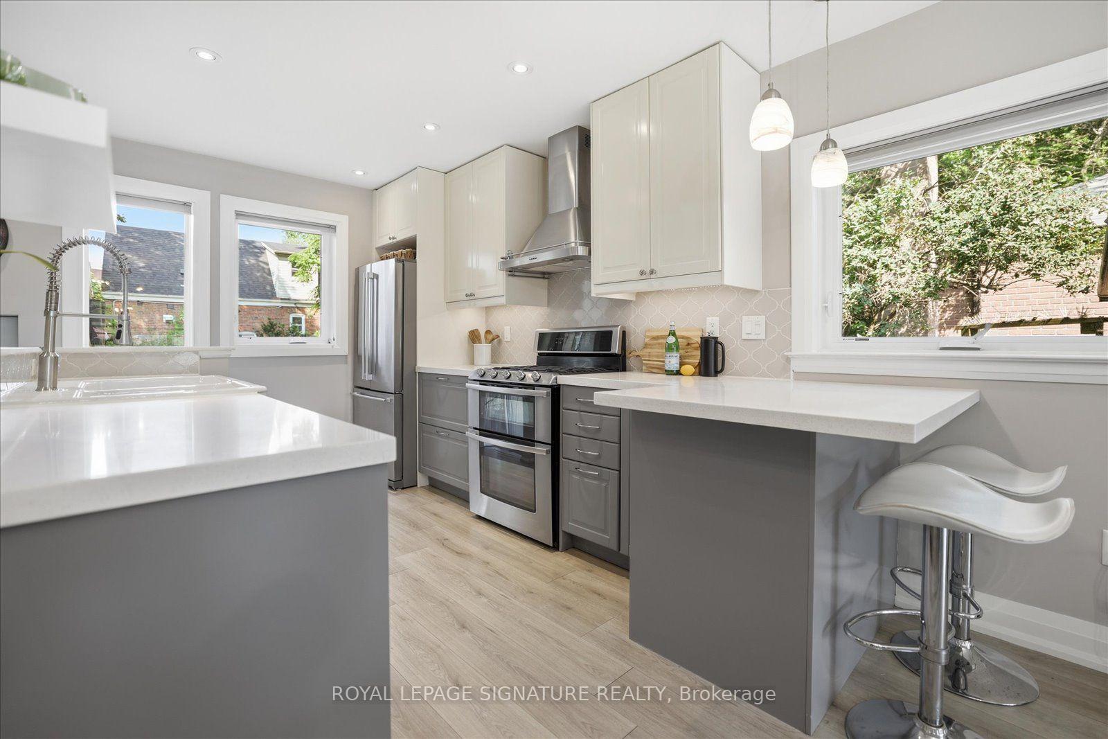 Photo 11 of 24 Latham Avenue, Scarborough, Birchcliffe-Cliffside — HOMEH