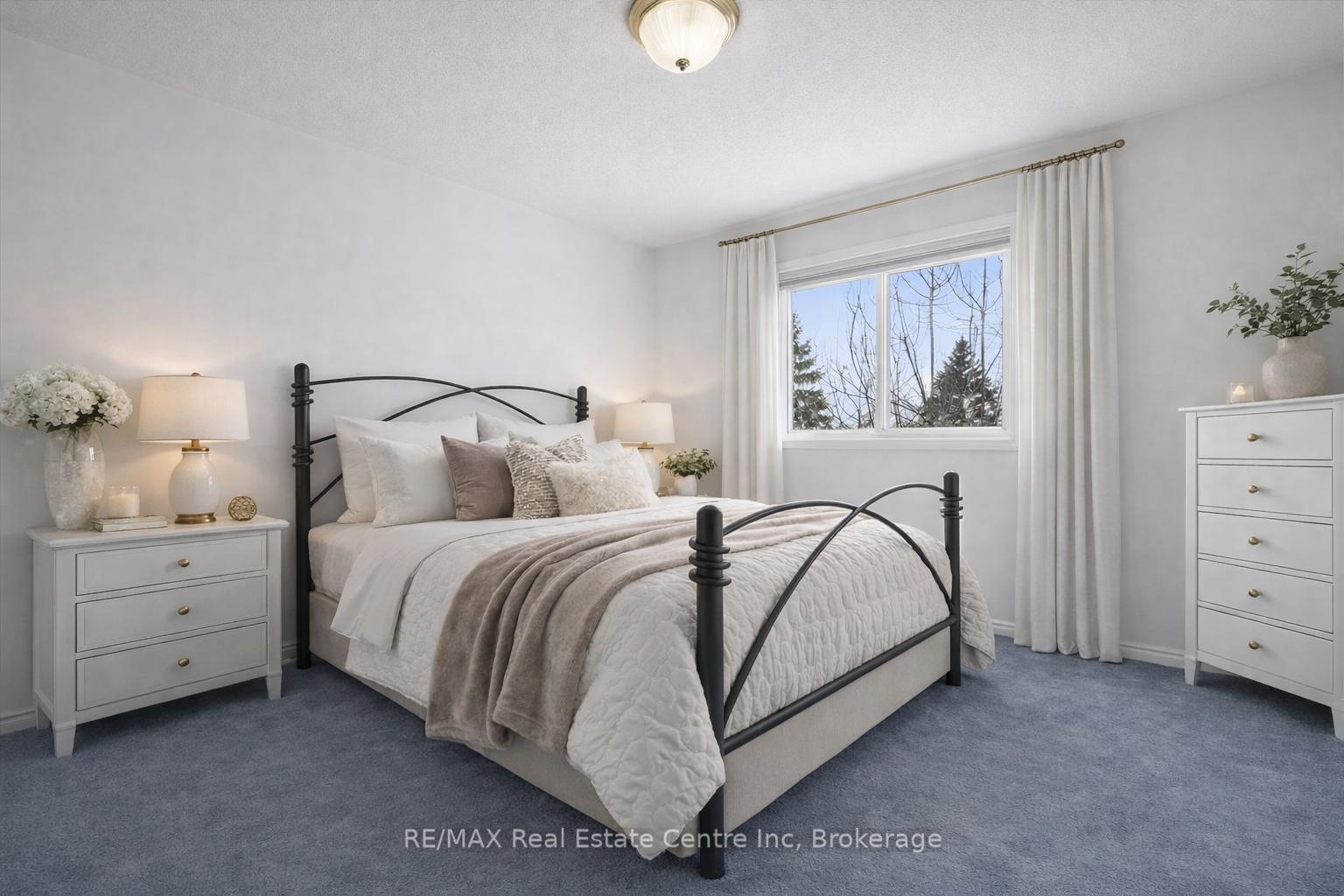 Photo 13 of 19 Merganser Drive, Guelph, Kortright Hills — HOMEH