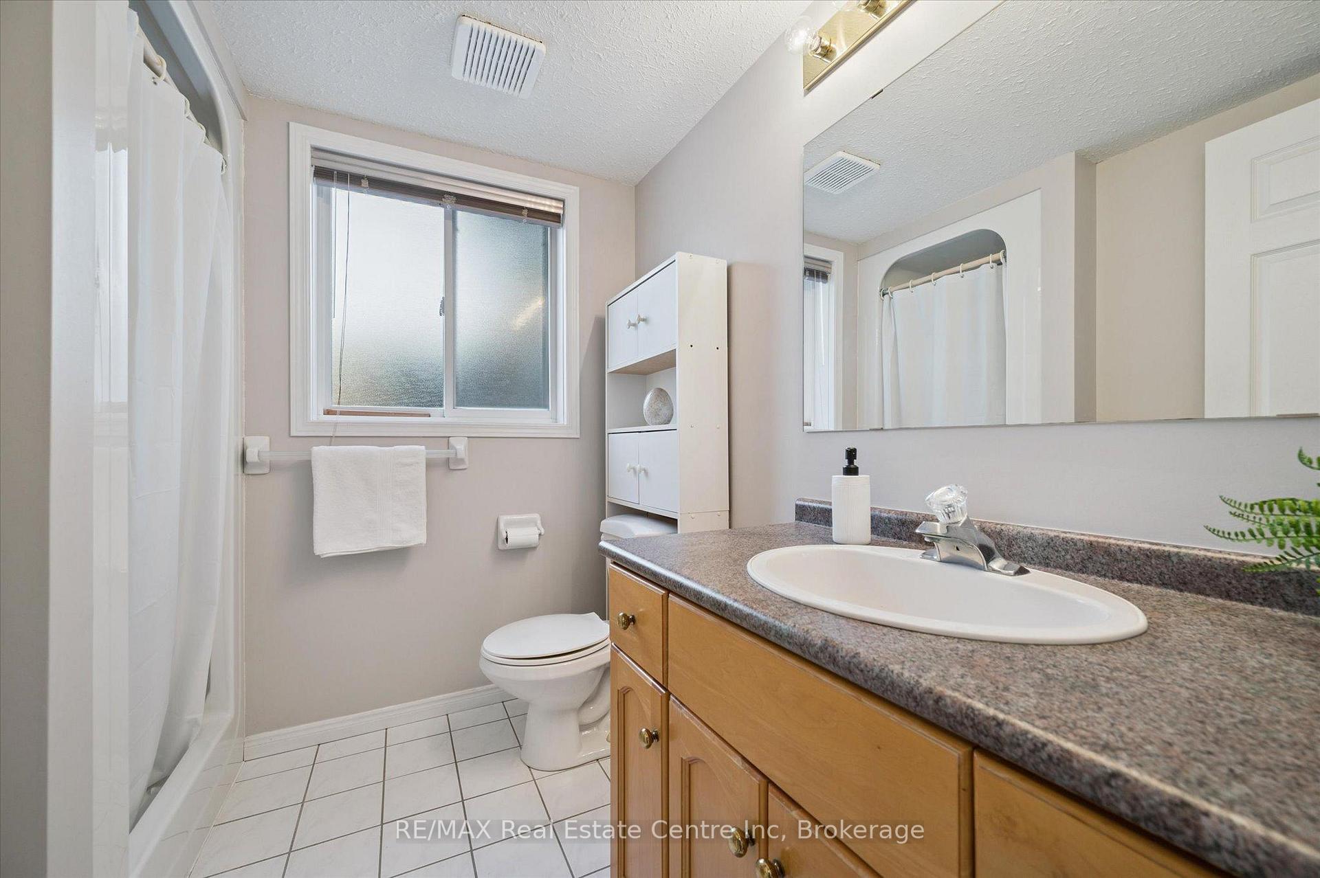 Photo 18 of 19 Merganser Drive, Guelph, Kortright Hills — HOMEH