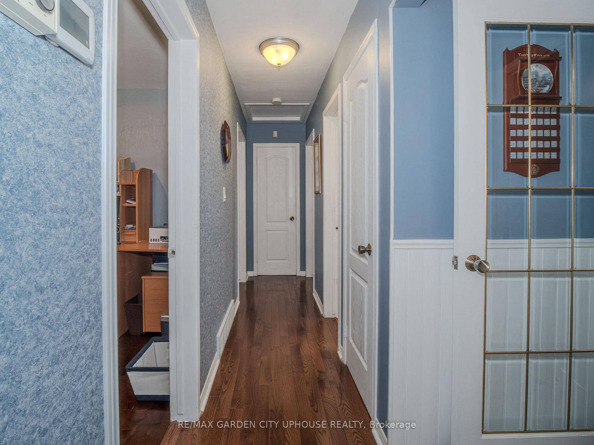 Photo 10 of 2 Croydon Drive, St. Catharines, Lakeshore — HOMEH