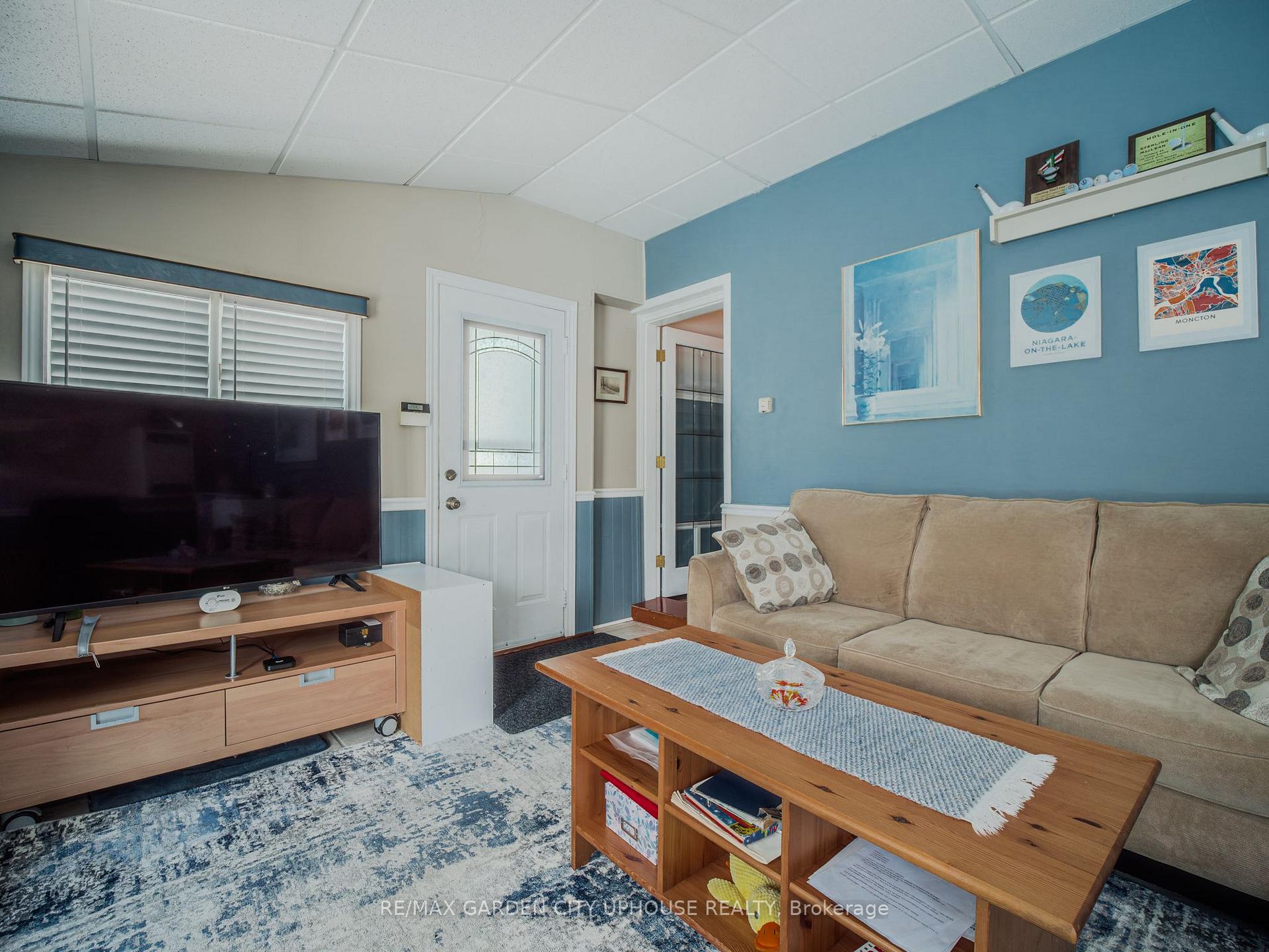 Photo 17 of 2 Croydon Drive, St. Catharines, Lakeshore — HOMEH