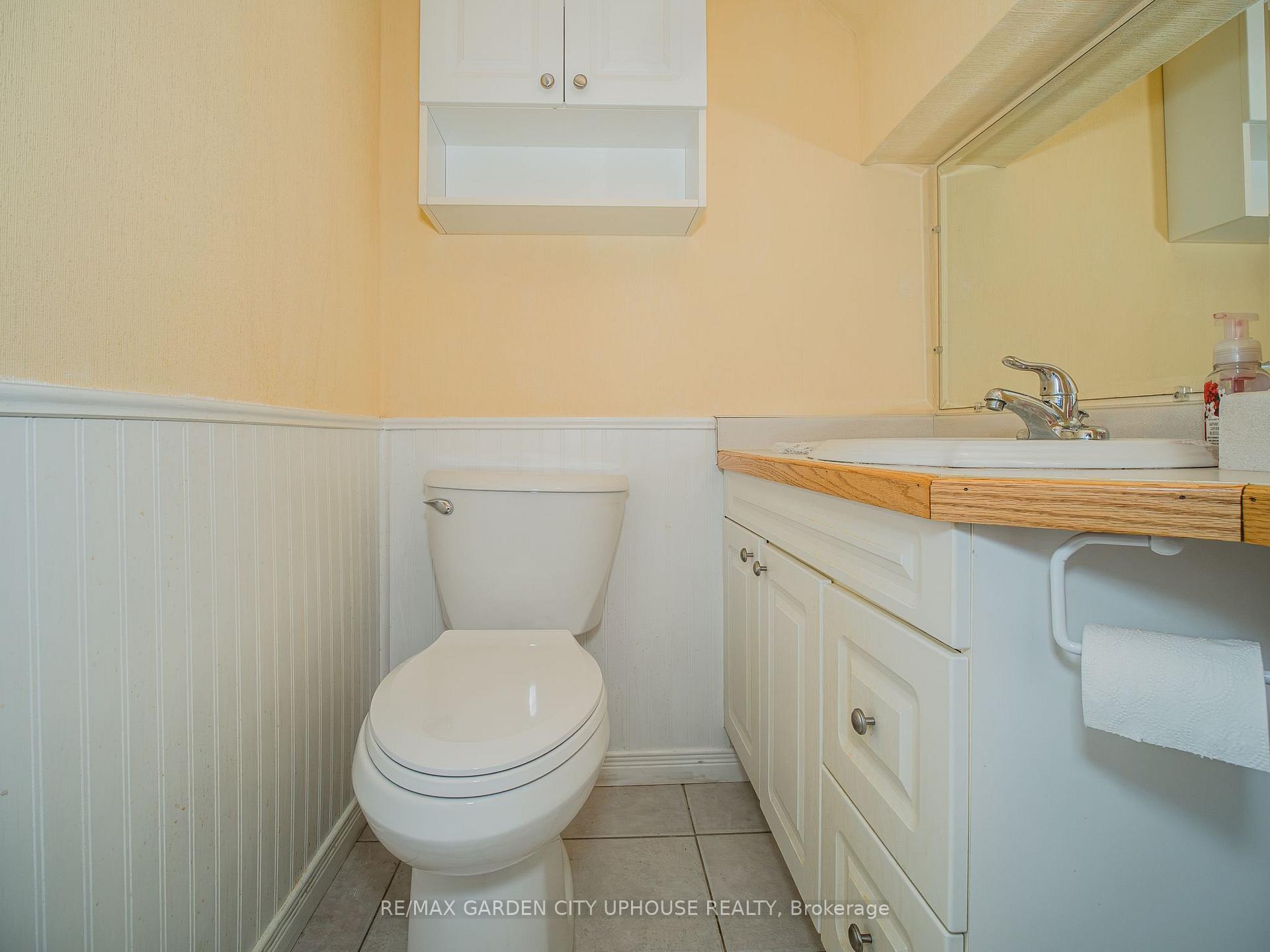 Photo 24 of 2 Croydon Drive, St. Catharines, Lakeshore — HOMEH