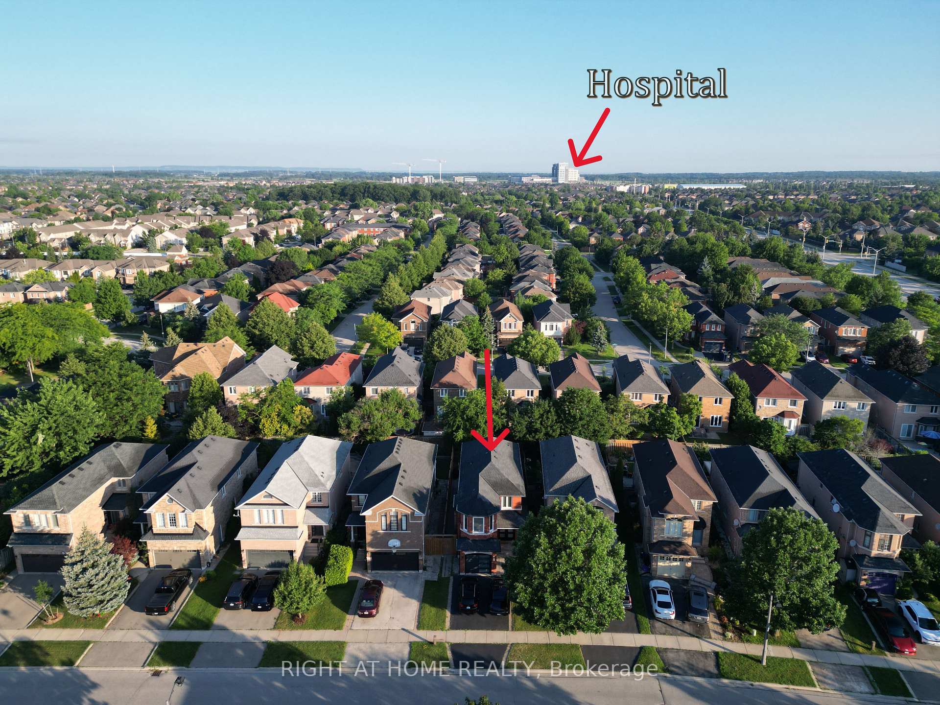 Photo 2 of 2029 Westmount Drive, Oakville, Westmount — HOMEH