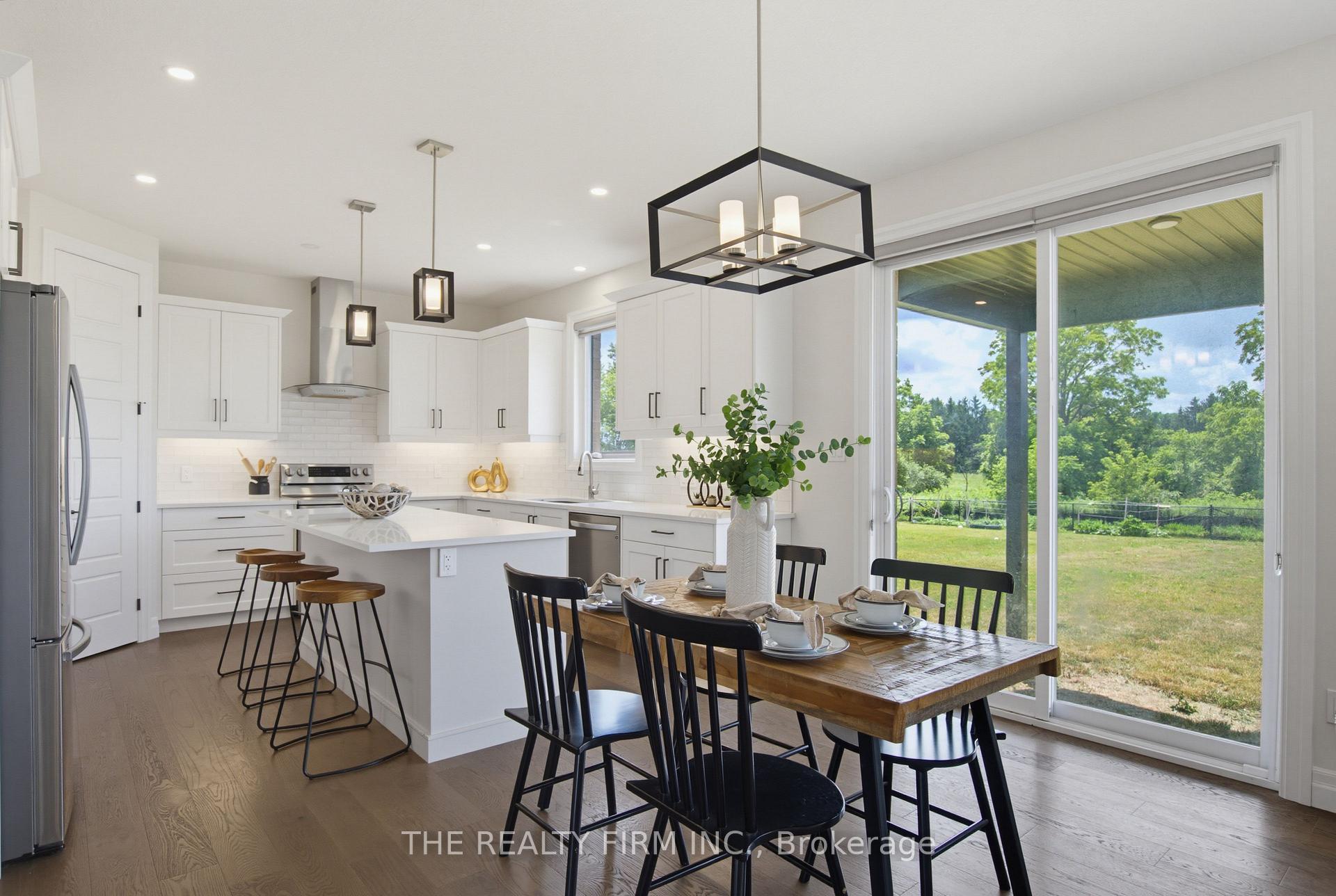 Photo 12 of 7 Aspen Circle, Thames Centre, Rural Thames Centre — HOMEH