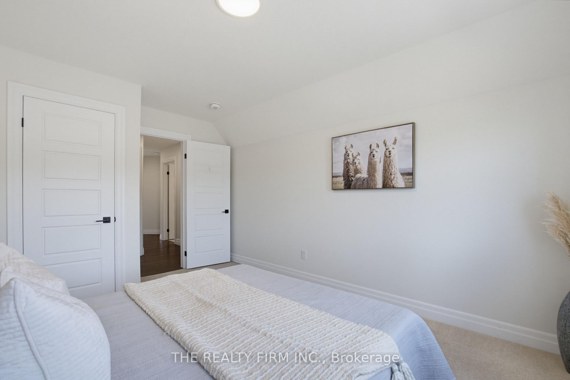 Photo 34 of 7 Aspen Circle, Thames Centre, Rural Thames Centre — HOMEH