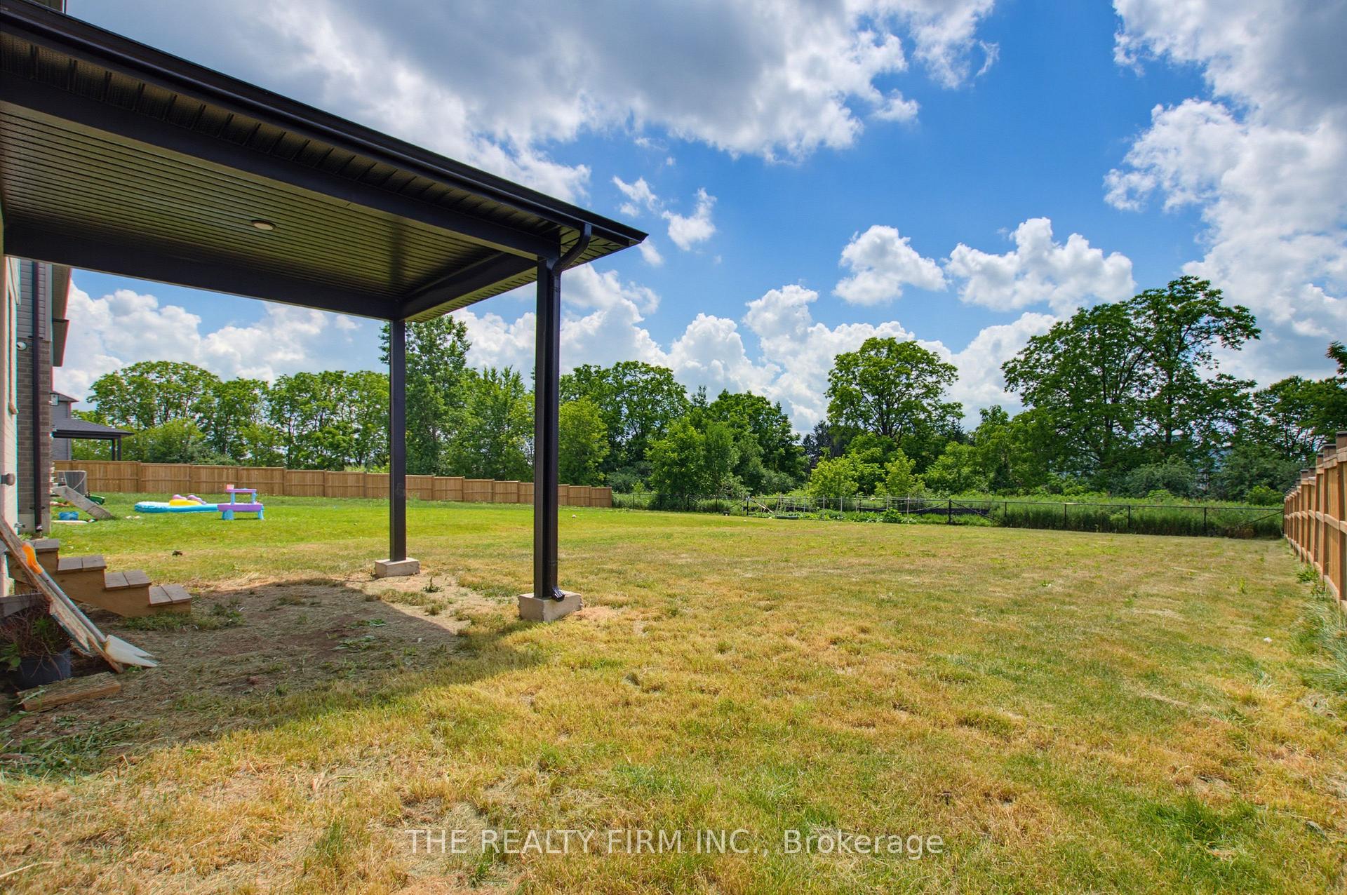 Photo 39 of 7 Aspen Circle, Thames Centre, Rural Thames Centre — HOMEH