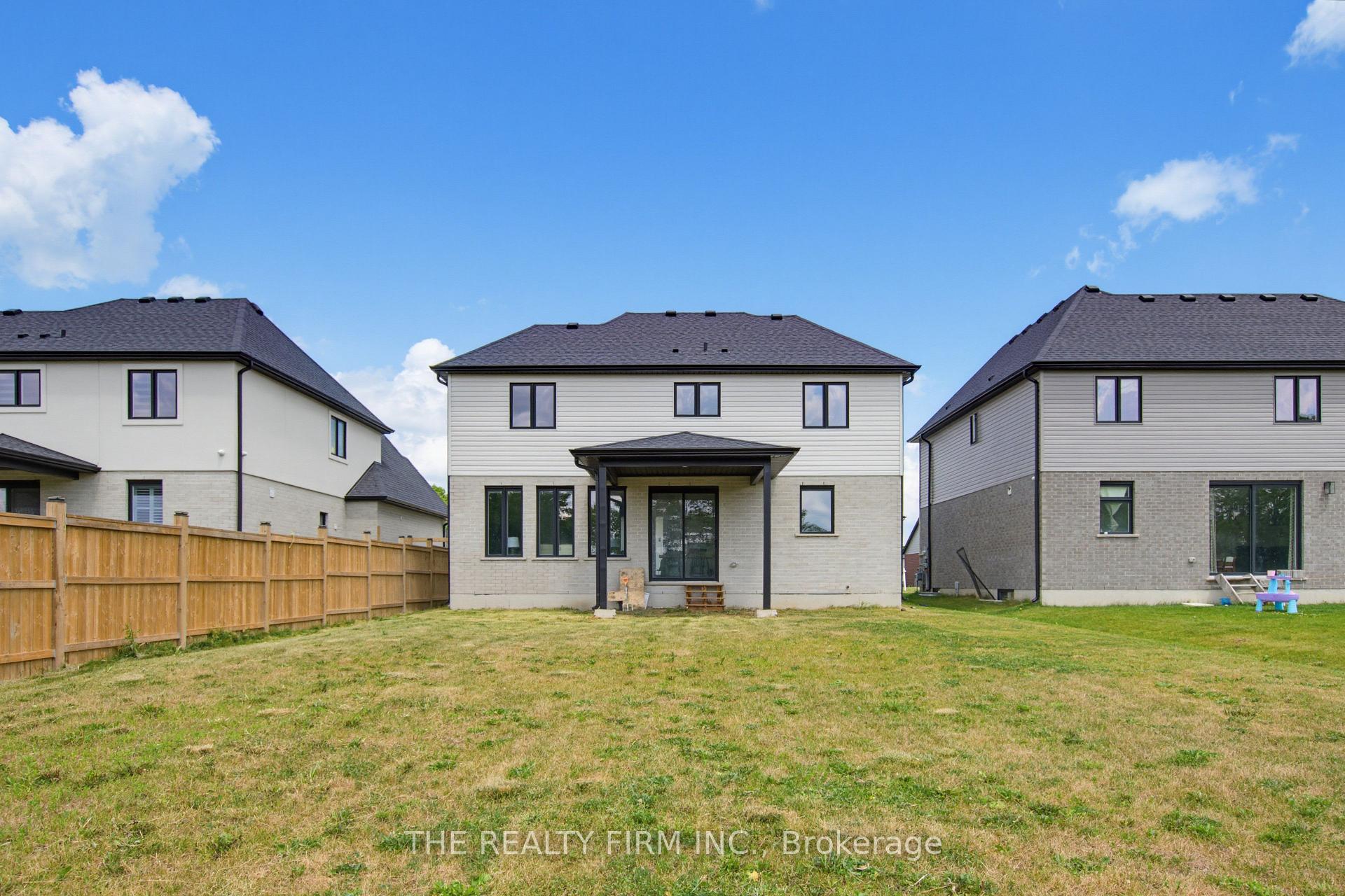 Photo 42 of 7 Aspen Circle, Thames Centre, Rural Thames Centre — HOMEH