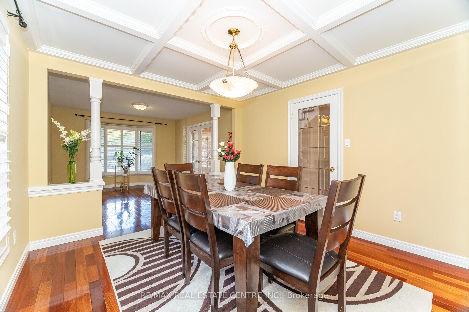 Photo 10 of 327 Cavendish Drive, Hamilton, Ancaster — HOMEH