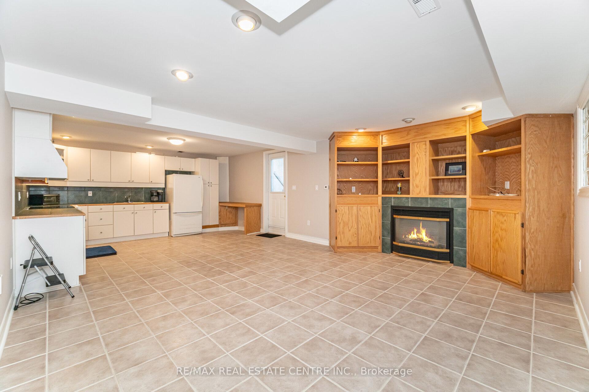 Photo 37 of 327 Cavendish Drive, Hamilton, Ancaster — HOMEH