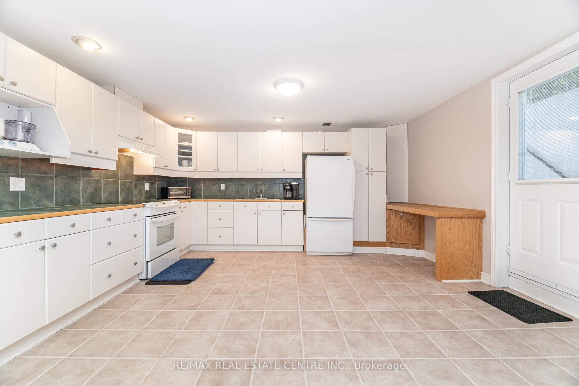 Photo 38 of 327 Cavendish Drive, Hamilton, Ancaster — HOMEH