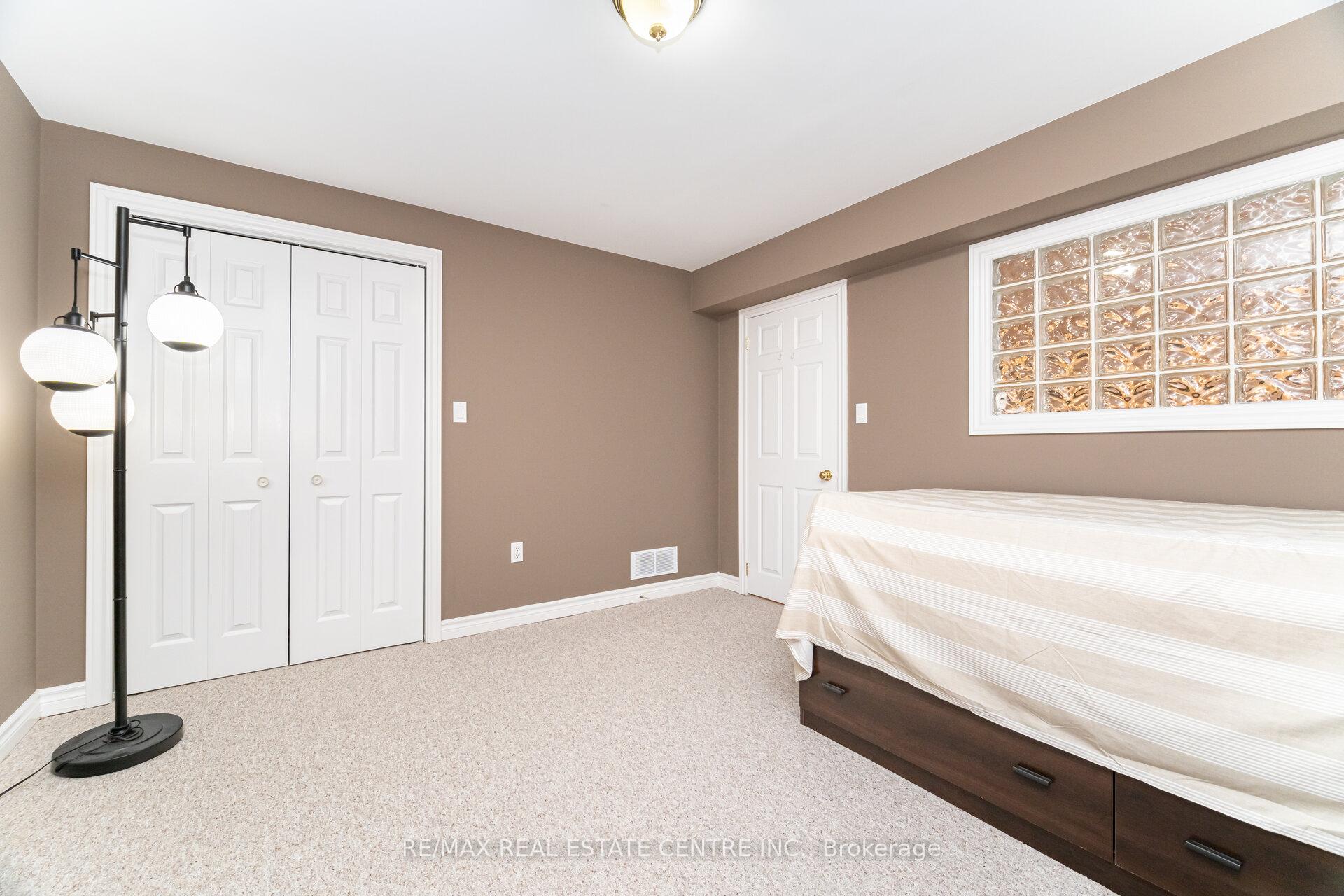 Photo 42 of 327 Cavendish Drive, Hamilton, Ancaster — HOMEH
