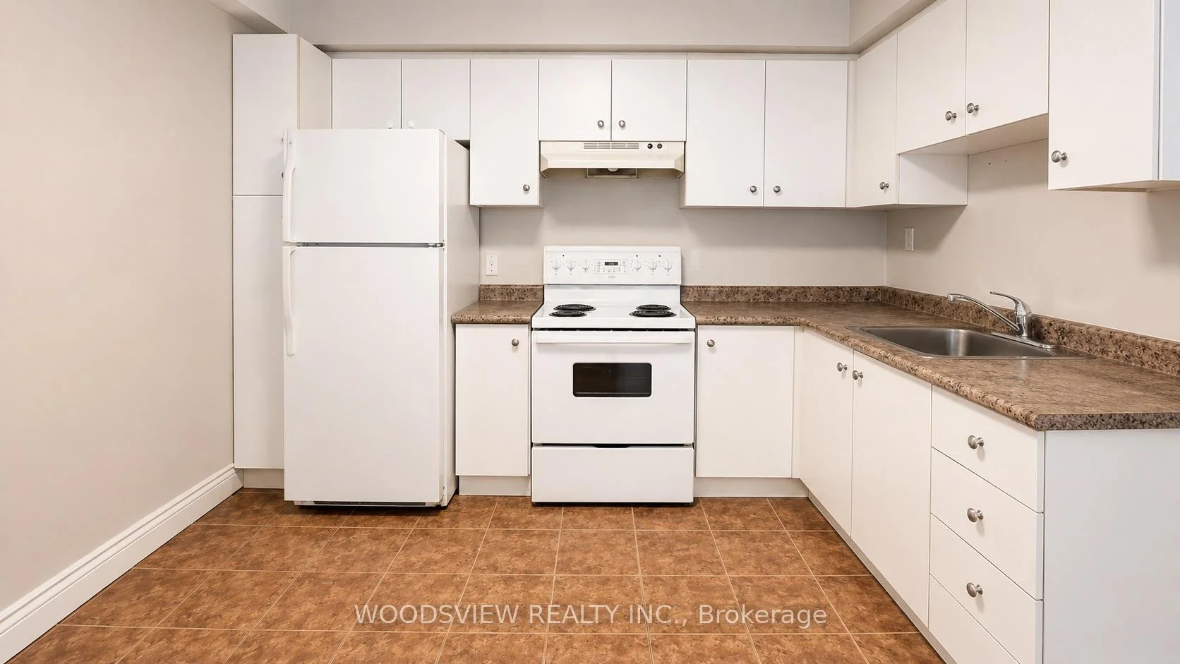 Photo 7 of Unit 3, 17 Washington Street, Markham, Old Markham Village — HOMEH