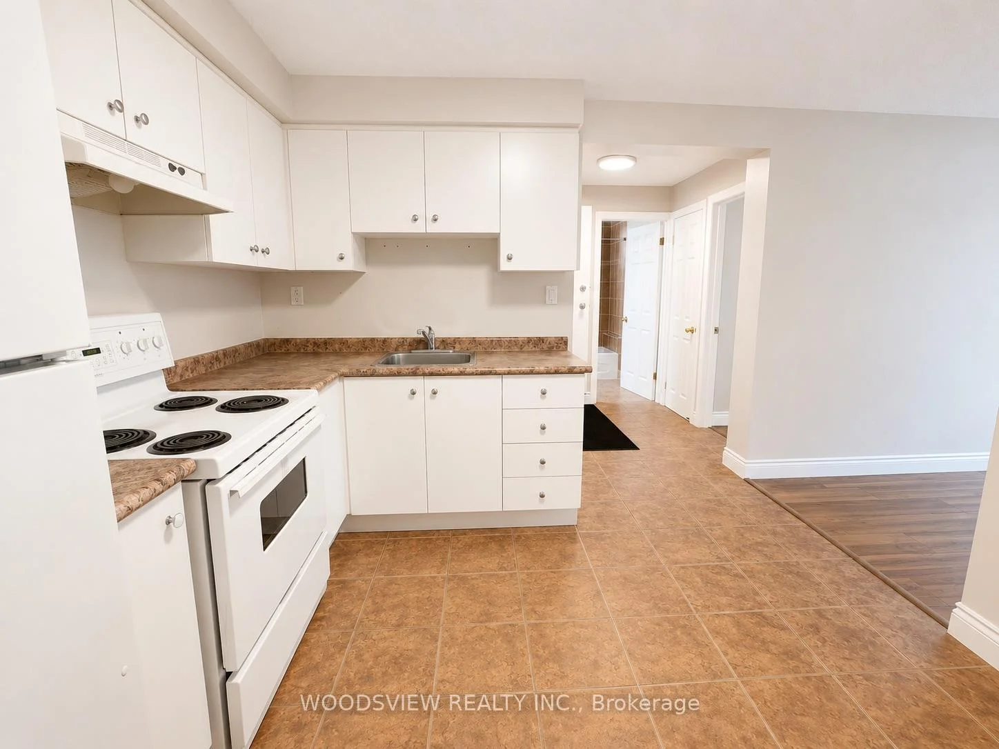 Photo 10 of Unit 3, 17 Washington Street, Markham, Old Markham Village — HOMEH