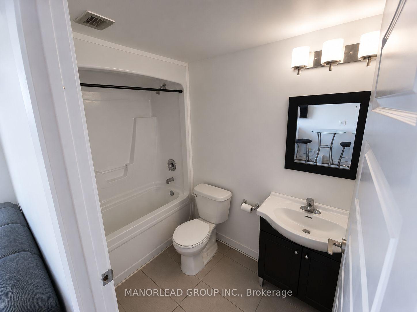 Photo 4 of Unit 81801, 158 King Street N, Waterloo, Beechwood/University — HOMEH