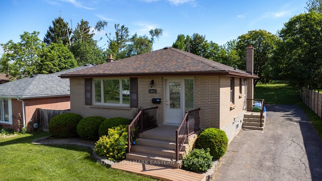 Photo 1 of 844 Philip Street, Peterborough, Northcrest Ward 5 — HOMEH