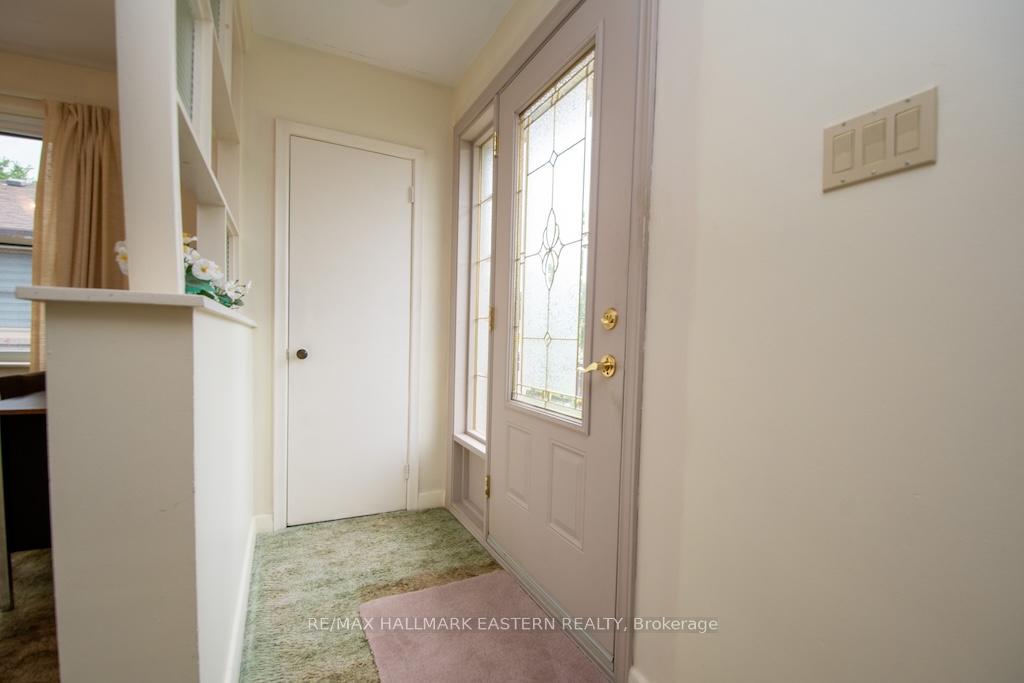 Photo 5 of 844 Philip Street, Peterborough, Northcrest Ward 5 — HOMEH