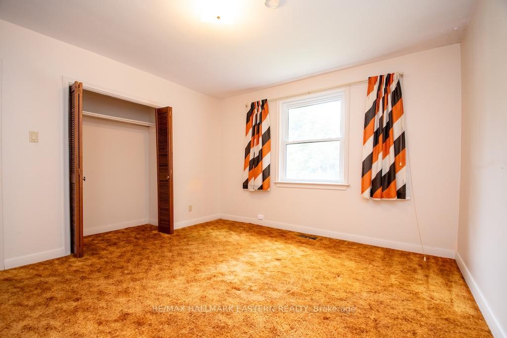 Photo 14 of 844 Philip Street, Peterborough, Northcrest Ward 5 — HOMEH
