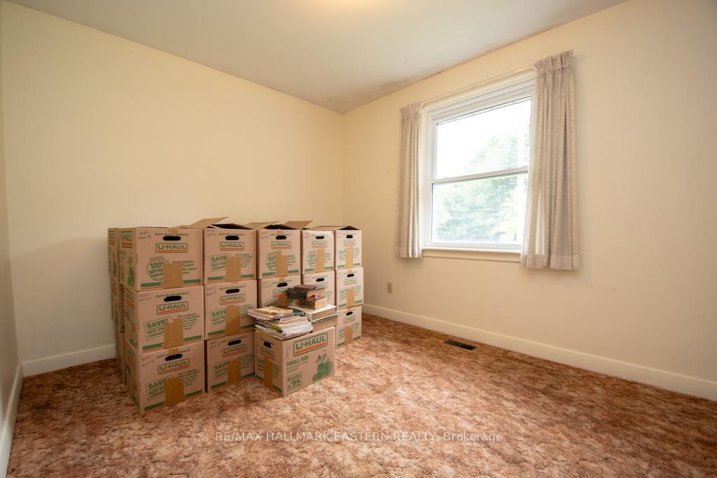 Photo 18 of 844 Philip Street, Peterborough, Northcrest Ward 5 — HOMEH