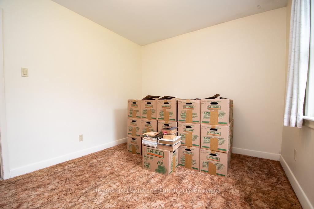 Photo 19 of 844 Philip Street, Peterborough, Northcrest Ward 5 — HOMEH