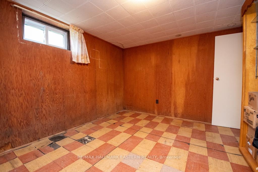 Photo 25 of 844 Philip Street, Peterborough, Northcrest Ward 5 — HOMEH