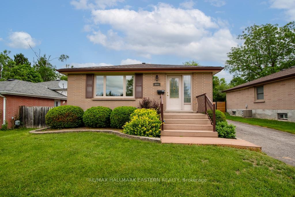 Photo 35 of 844 Philip Street, Peterborough, Northcrest Ward 5 — HOMEH