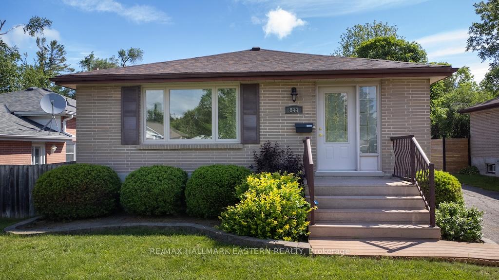 Photo 36 of 844 Philip Street, Peterborough, Northcrest Ward 5 — HOMEH