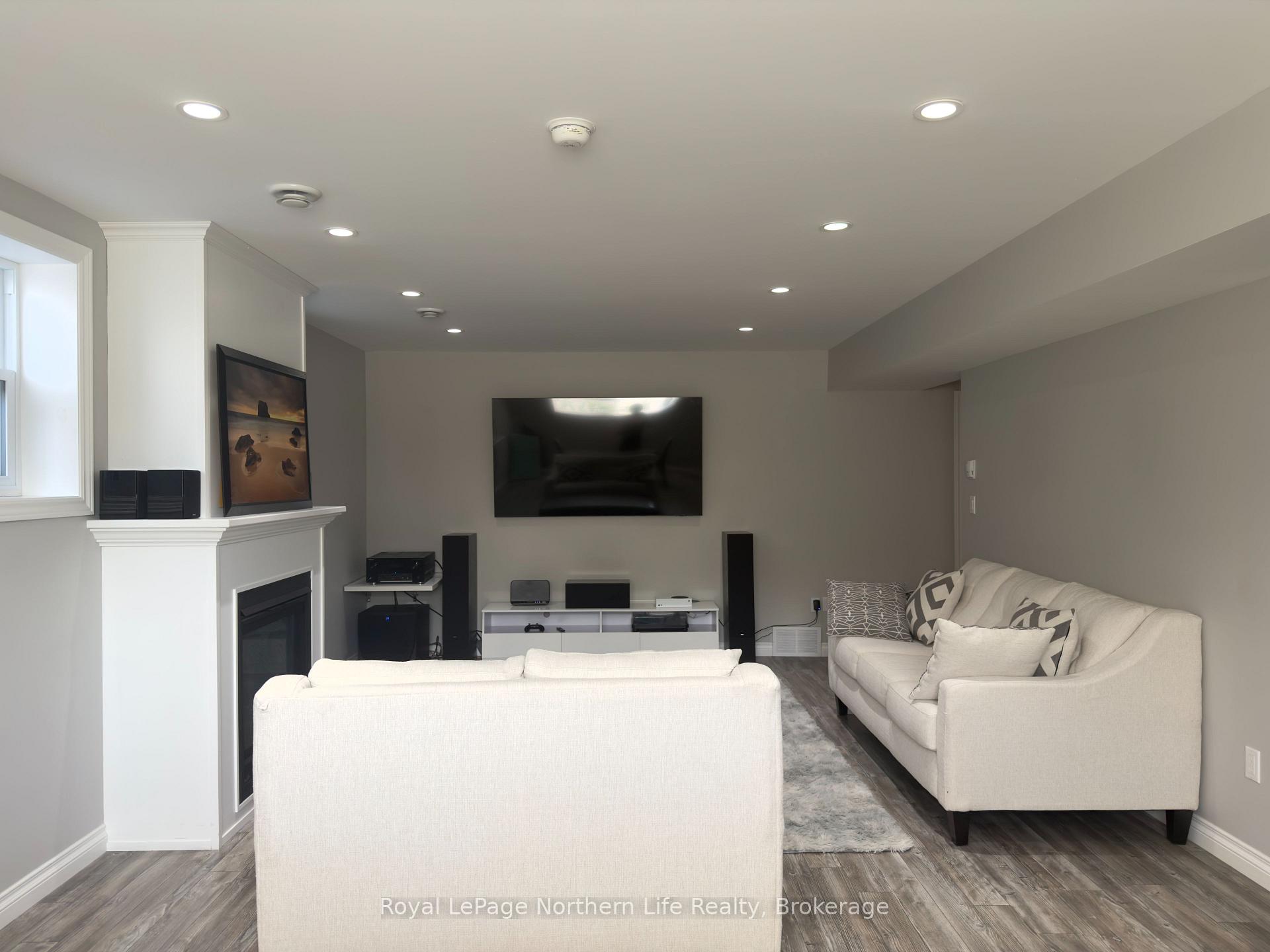 Photo 12 of 53 Perut Place, North Bay, Birchaven — HOMEH