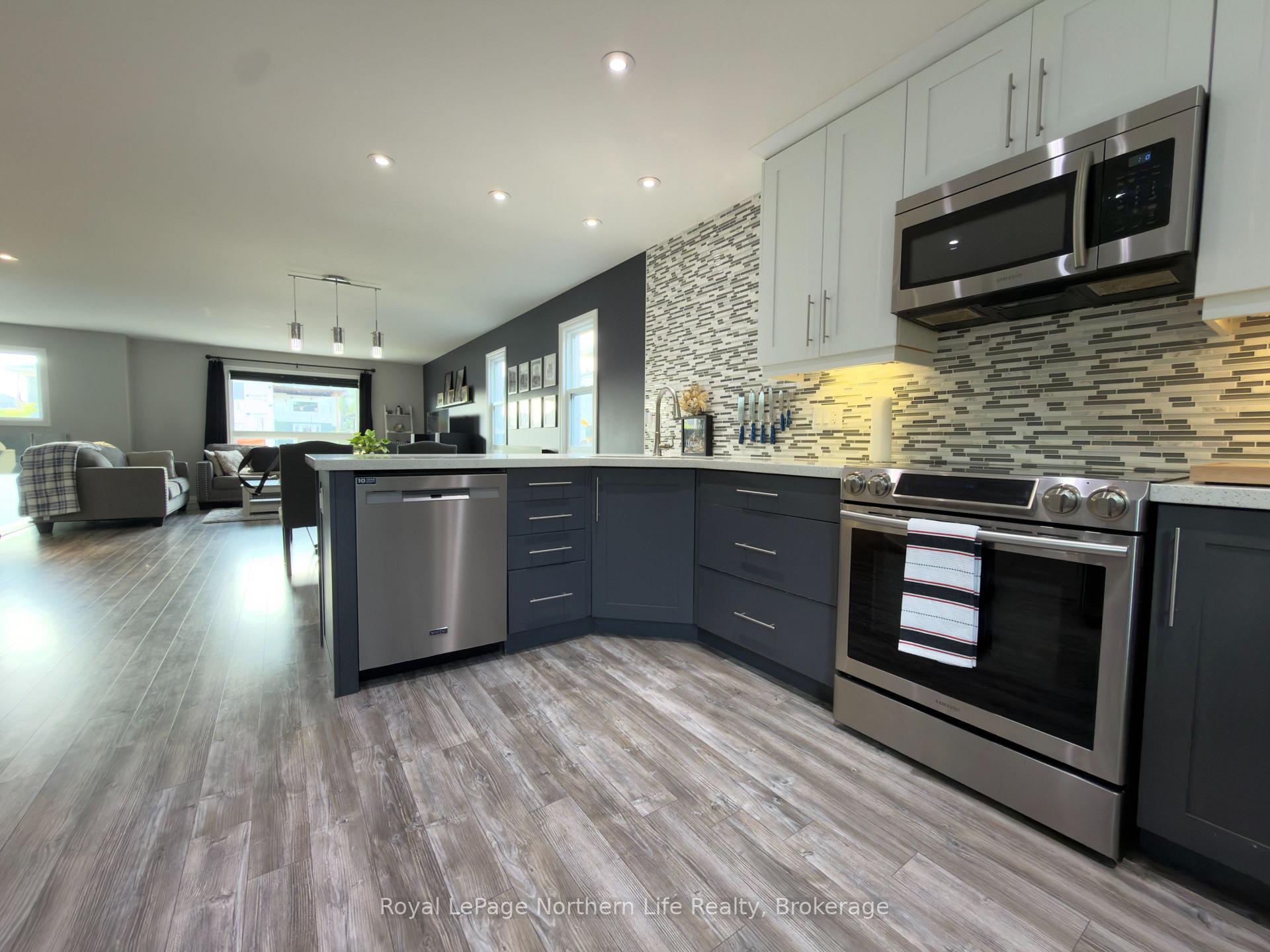 Photo 6 of 53 Perut Place, North Bay, Birchaven — HOMEH