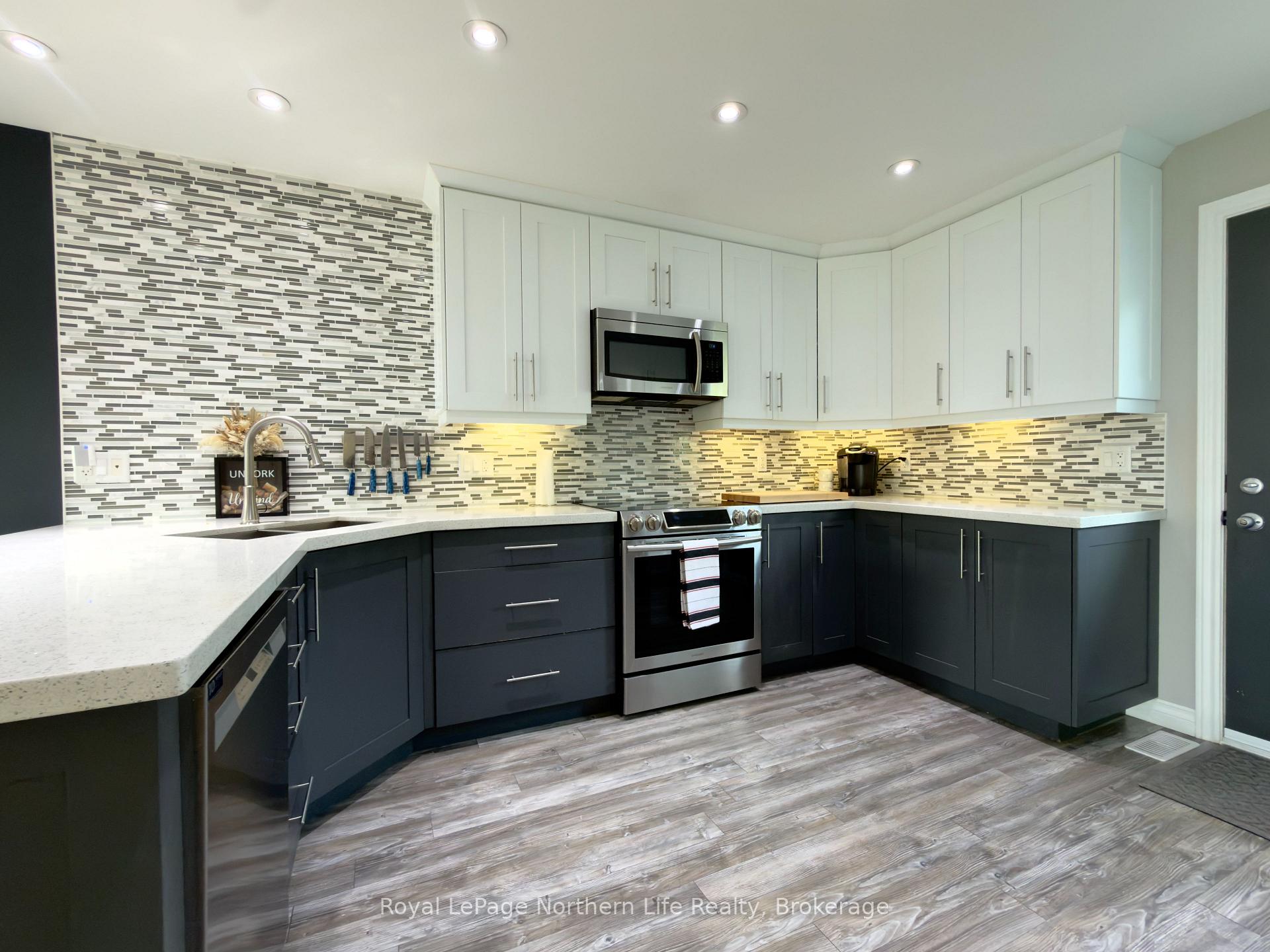 Photo 25 of 53 Perut Place, North Bay, Birchaven — HOMEH