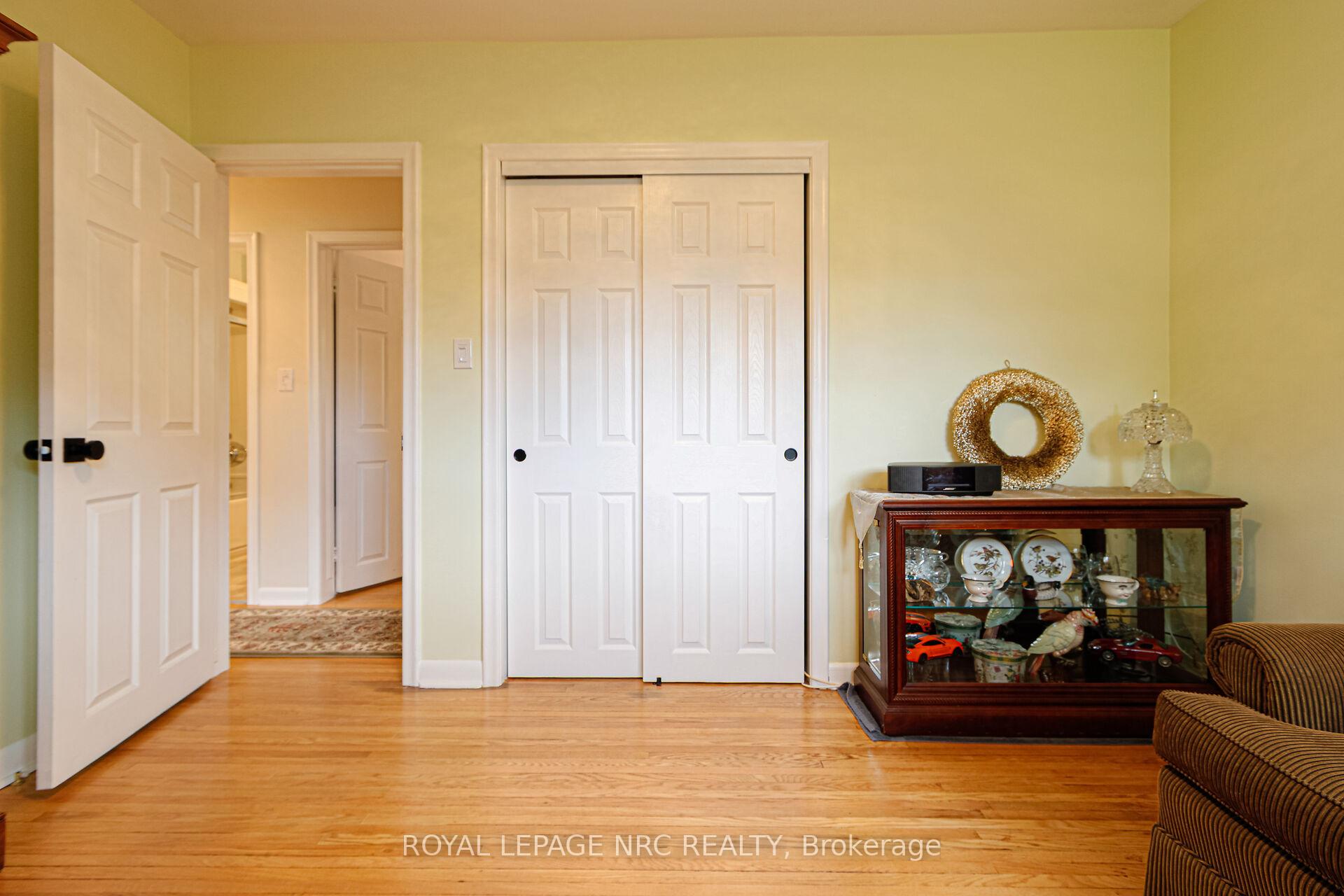 Photo 19 of 24 Juliana Crescent, St. Catharines, Lakeport — HOMEH