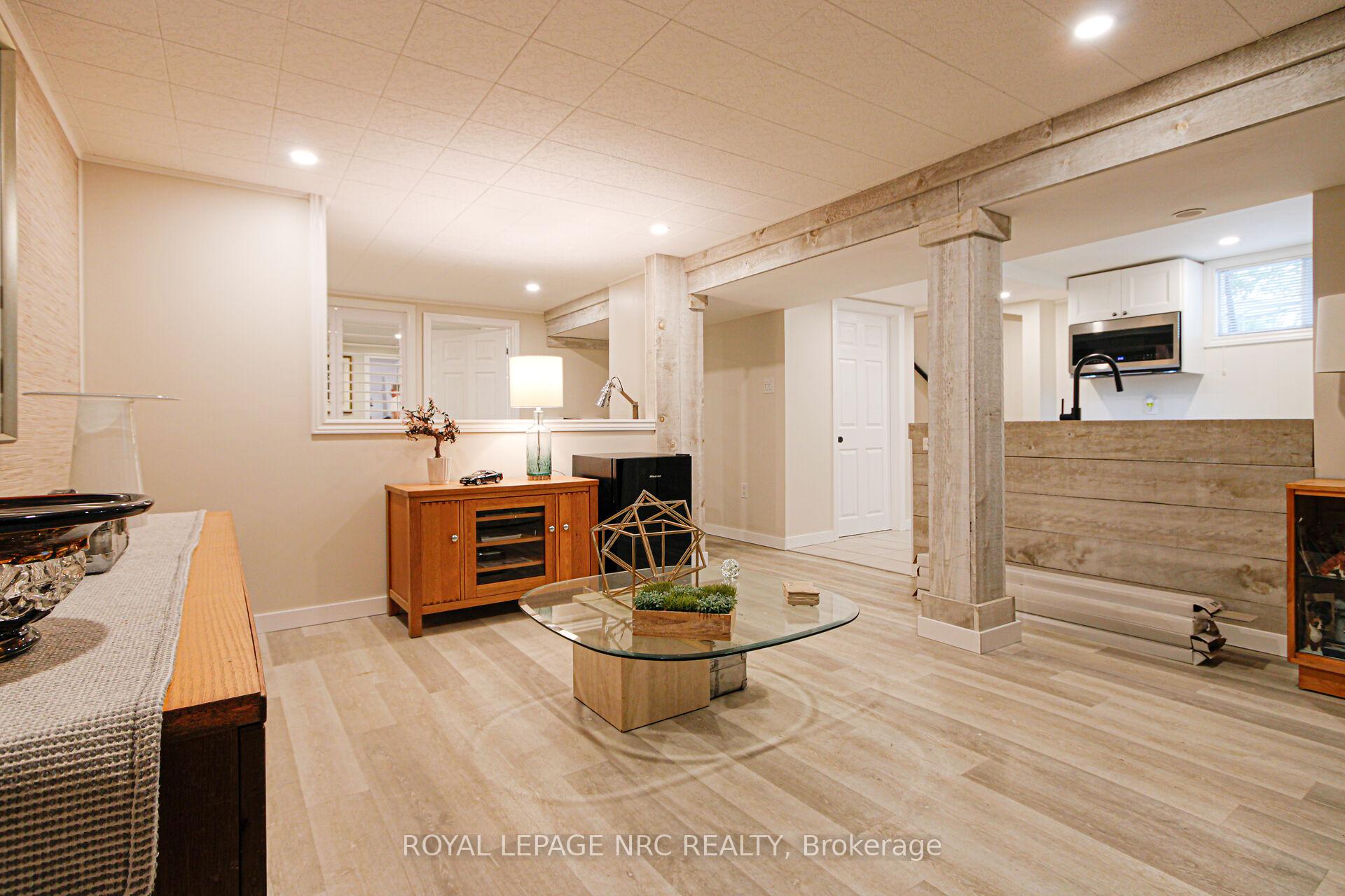 Photo 25 of 24 Juliana Crescent, St. Catharines, Lakeport — HOMEH