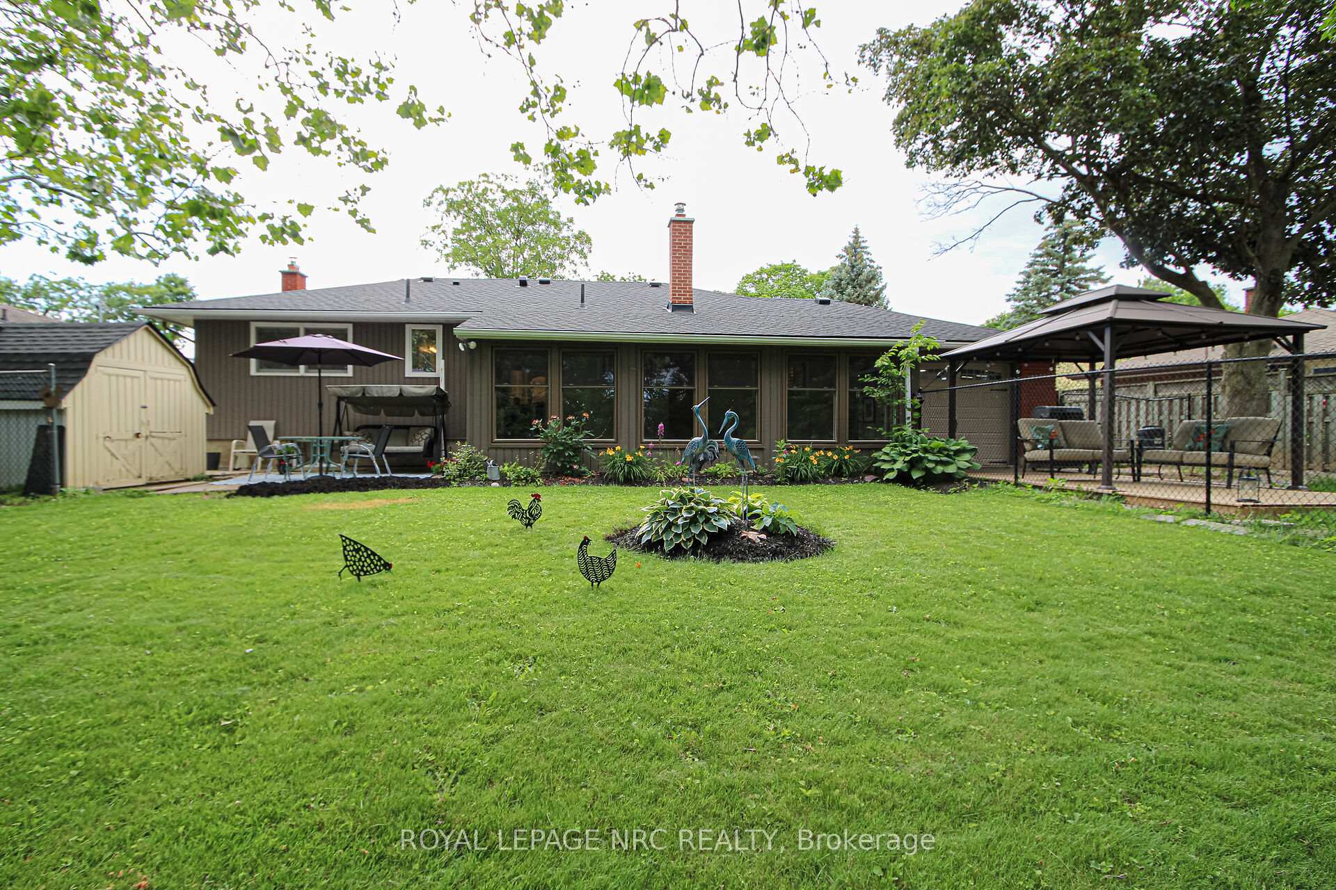 Photo 35 of 24 Juliana Crescent, St. Catharines, Lakeport — HOMEH