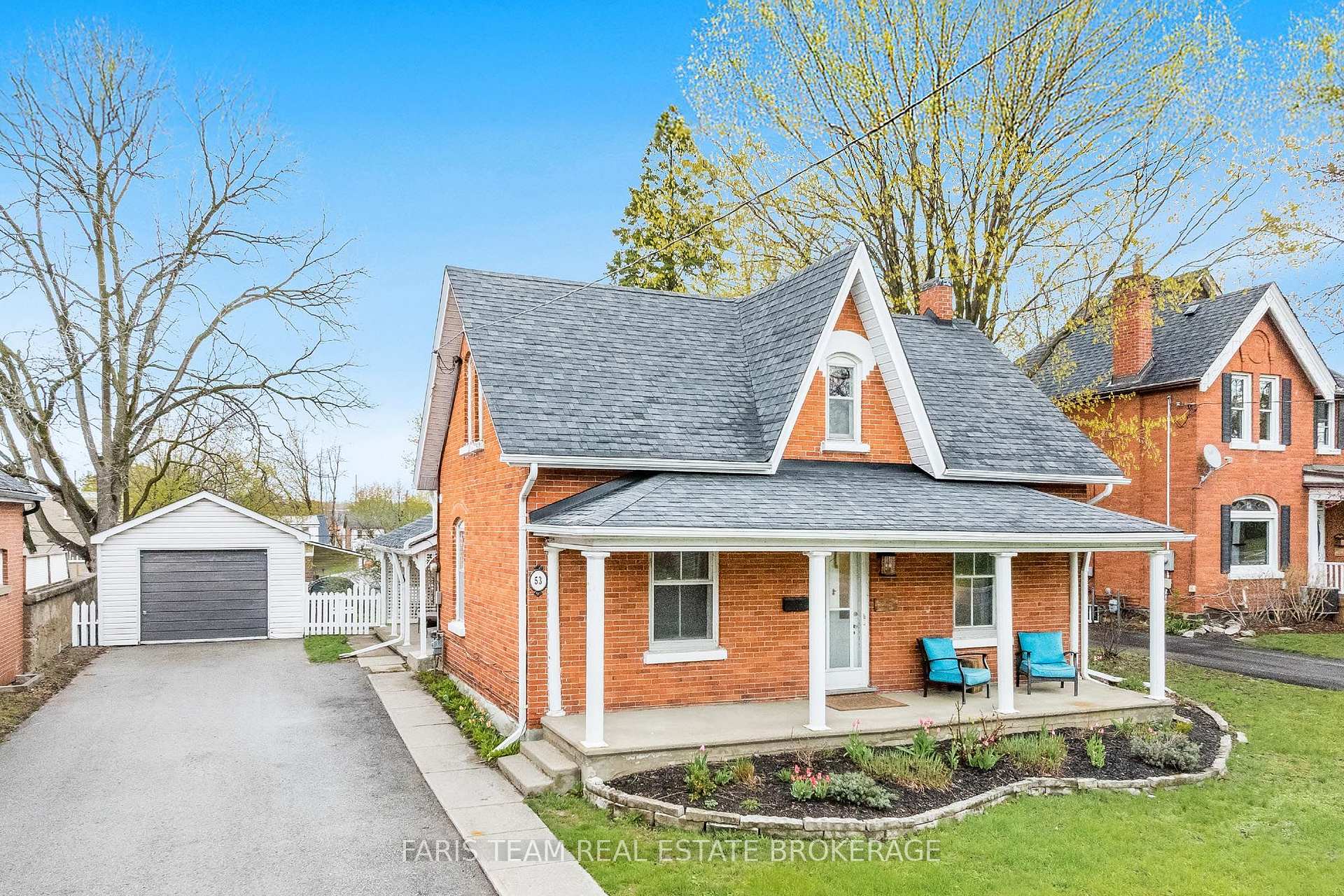 Photo 3 of 53 Burton Avenue, Barrie, Allandale — HOMEH