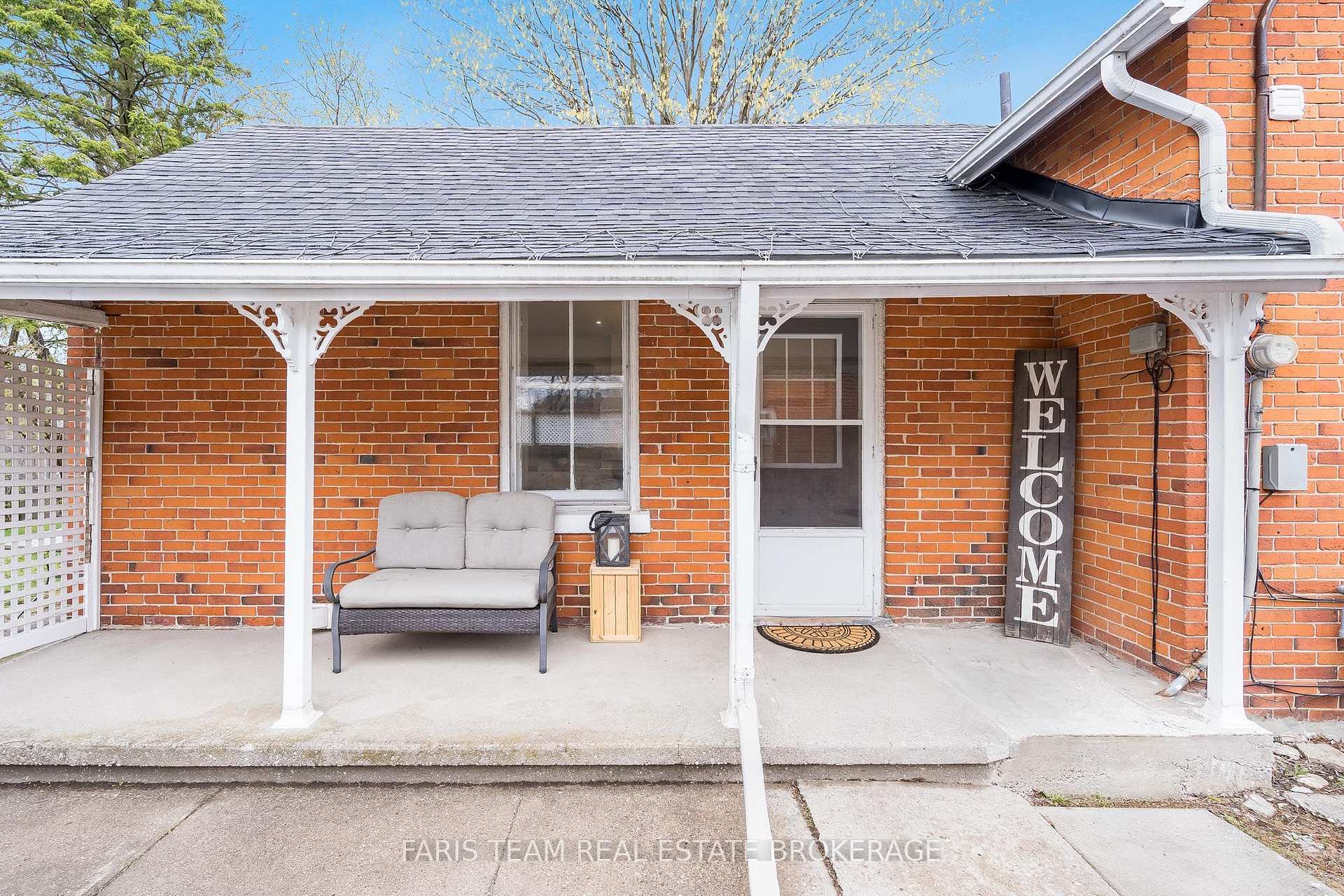 Photo 6 of 53 Burton Avenue, Barrie, Allandale — HOMEH