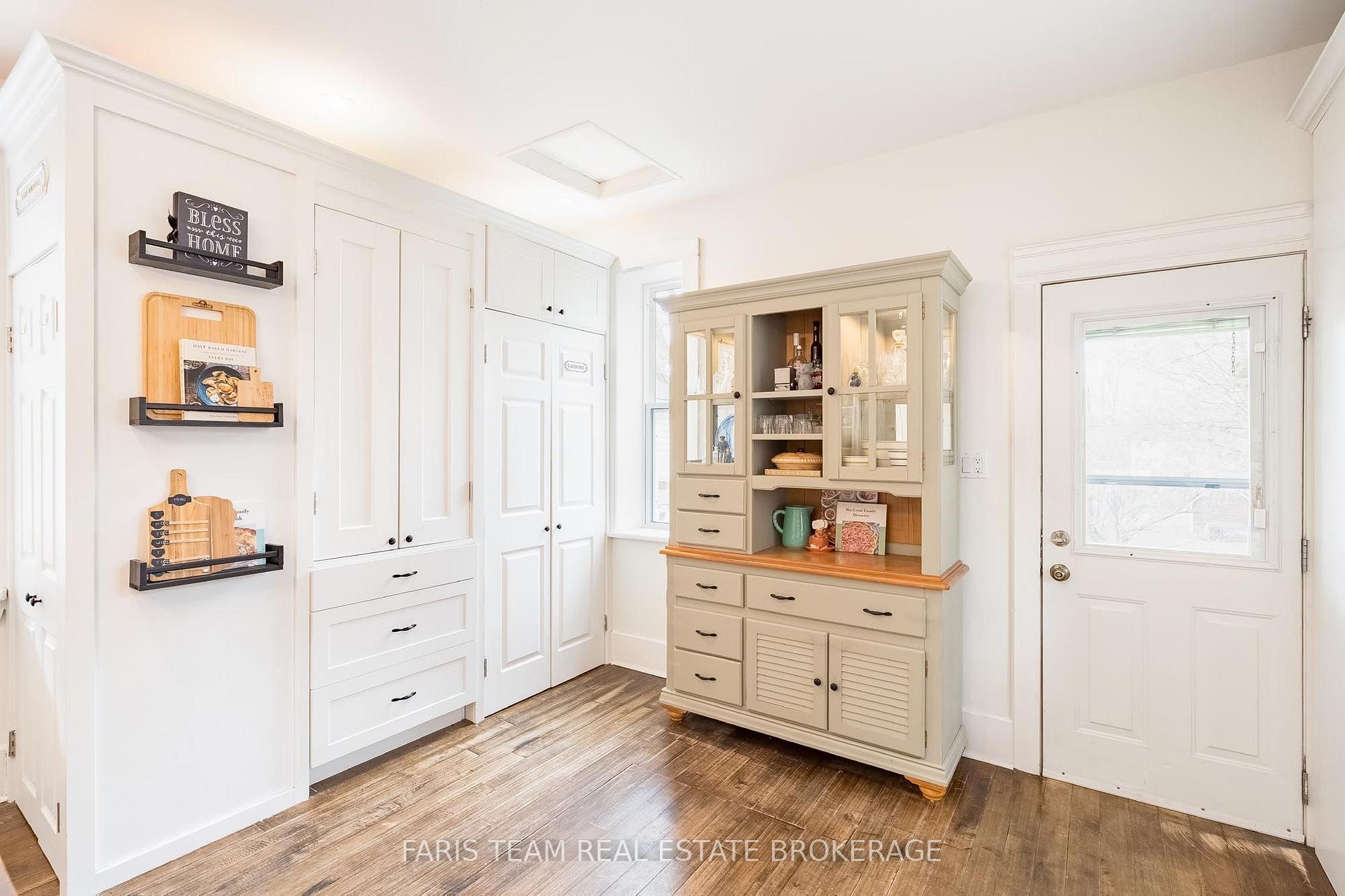 Photo 13 of 53 Burton Avenue, Barrie, Allandale — HOMEH