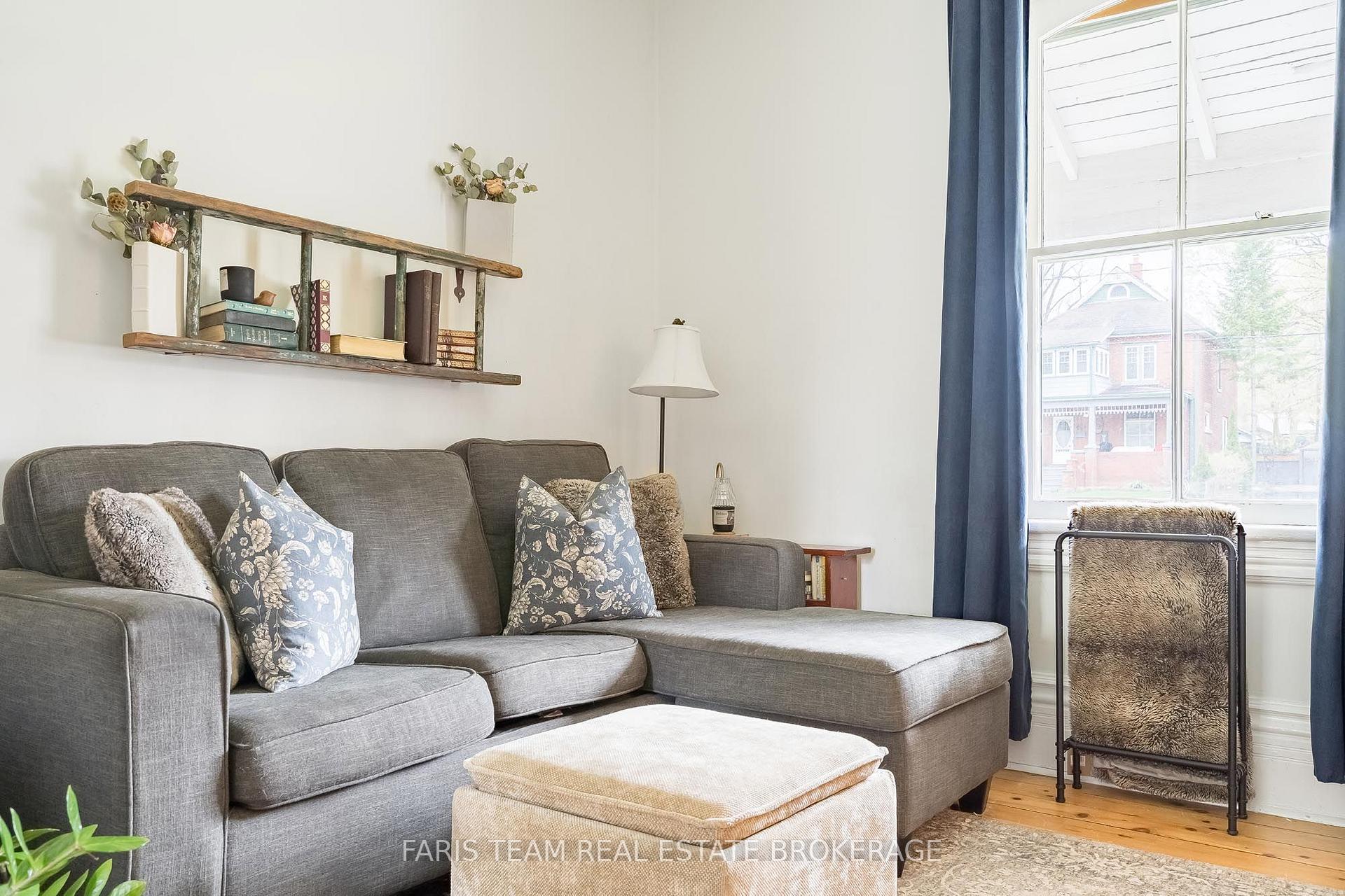 Photo 17 of 53 Burton Avenue, Barrie, Allandale — HOMEH