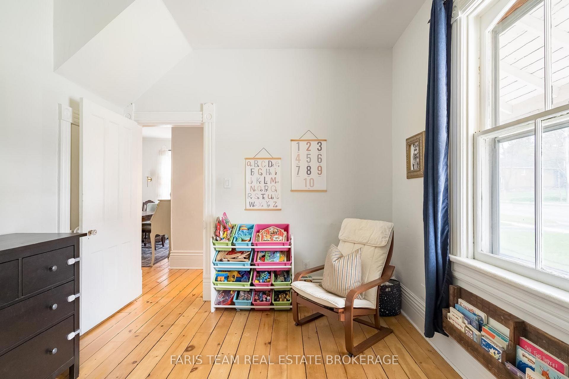 Photo 20 of 53 Burton Avenue, Barrie, Allandale — HOMEH