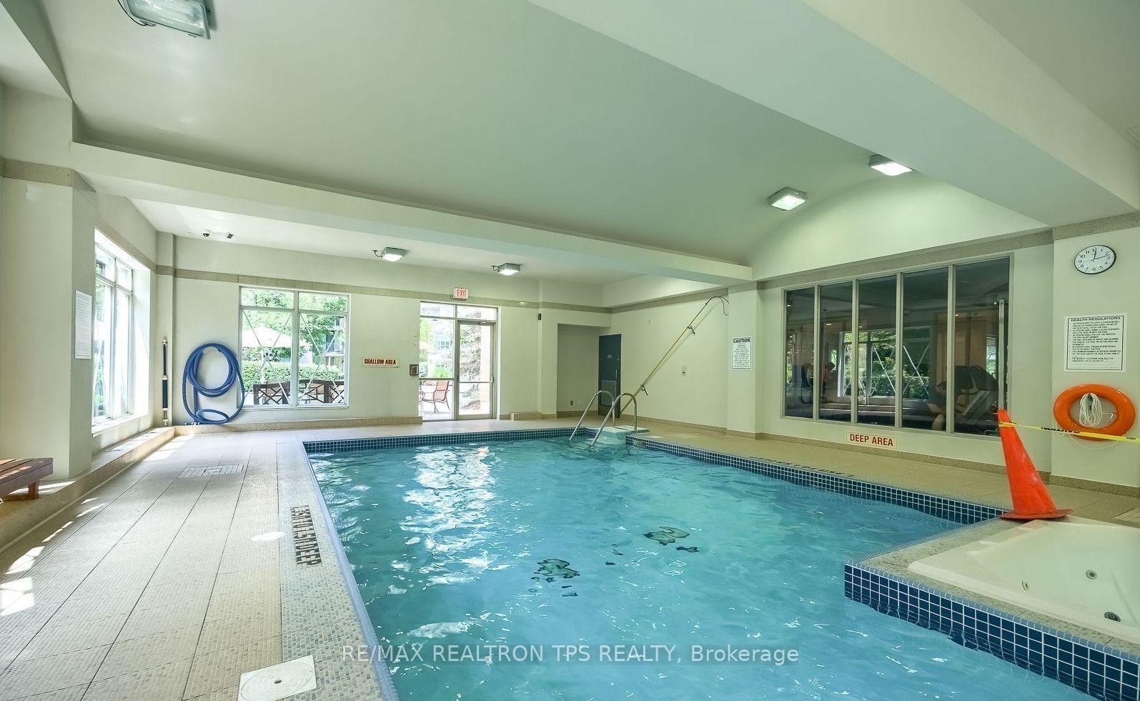 Photo 14 of Unit PH903, 18 William Carson Crescent, North York, St. Andrew-Windfields — HOMEH