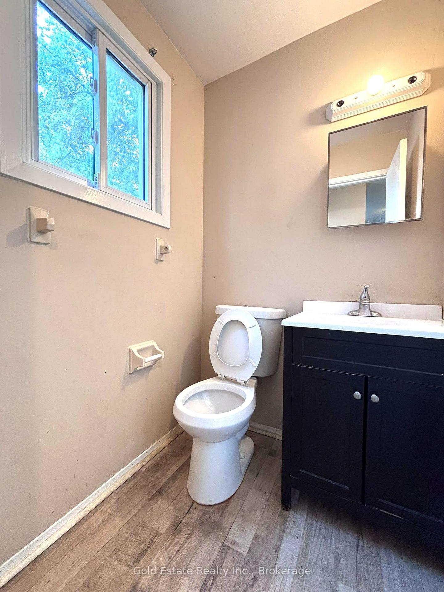 Photo 6 of Unit 40, 490 Third Street, London, East H — HOMEH