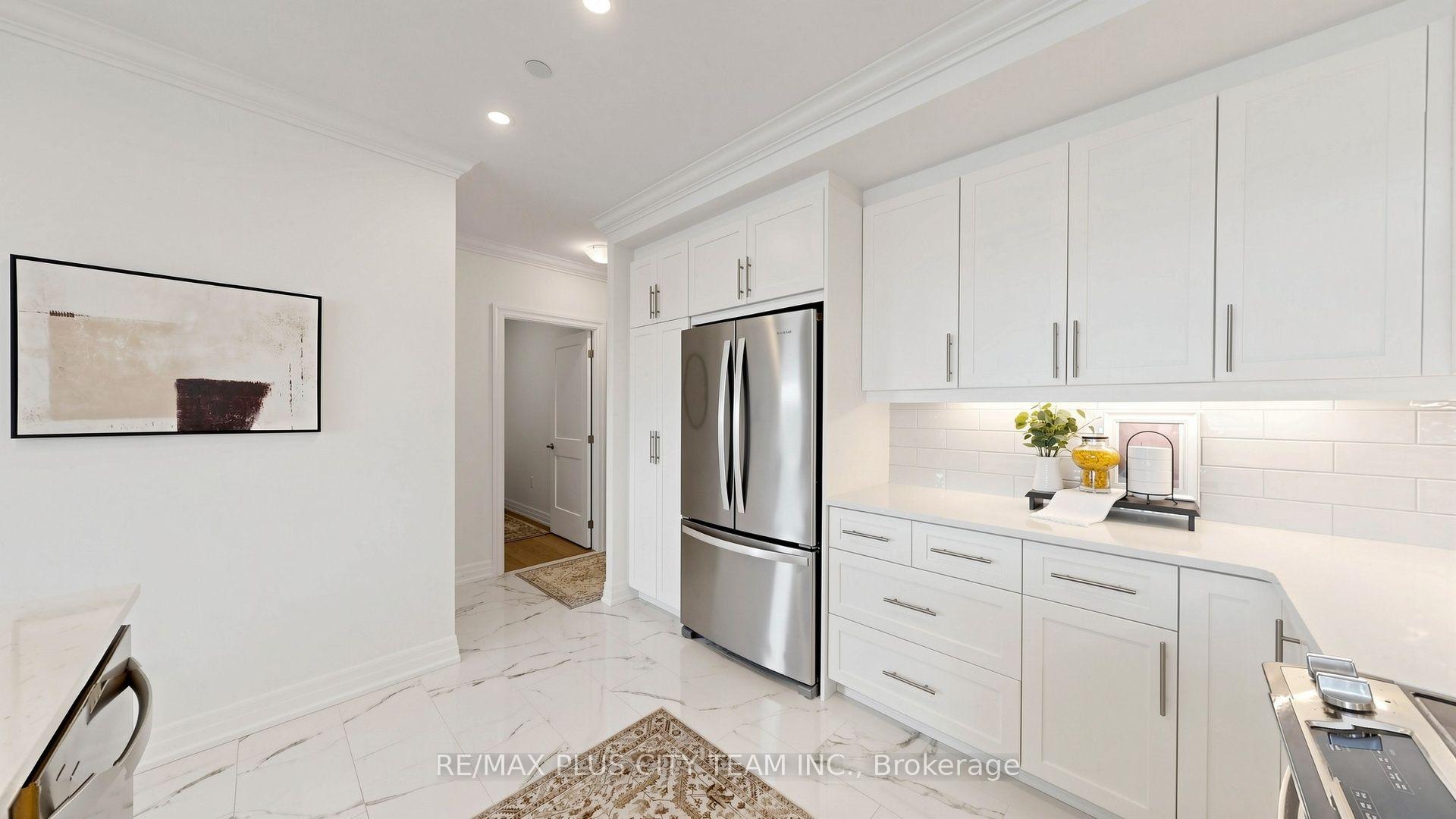 Photo 11 of Unit 604, 480 Callaway Road, London, North R — HOMEH