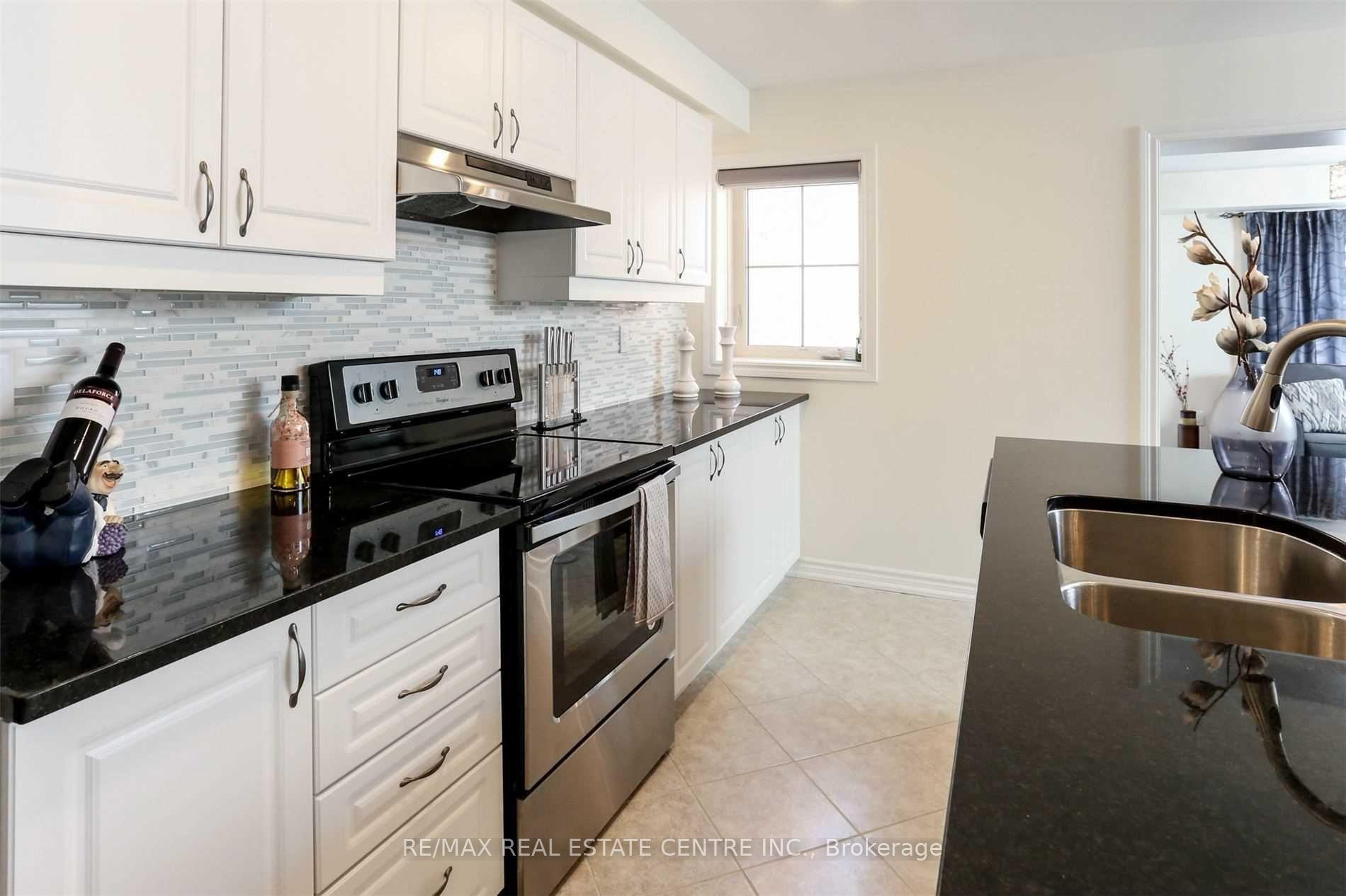 Photo 8 of 583 Allport Gate, Milton, Clarke — HOMEH