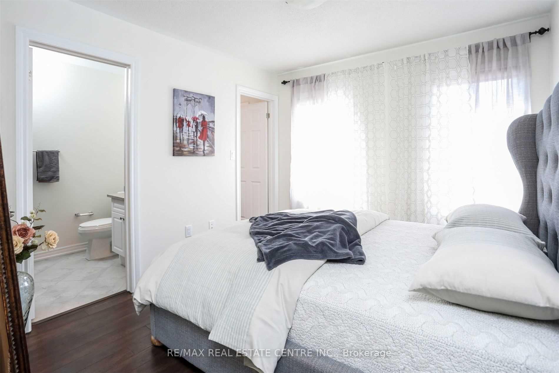 Photo 14 of 583 Allport Gate, Milton, Clarke — HOMEH