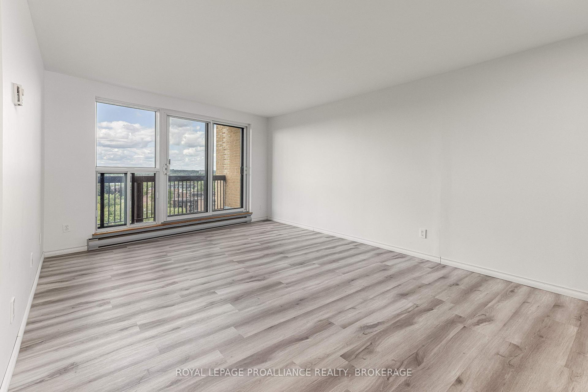 Photo 7 of Unit 909, 66 Greenview Drive, Kingston, Central City West — HOMEH