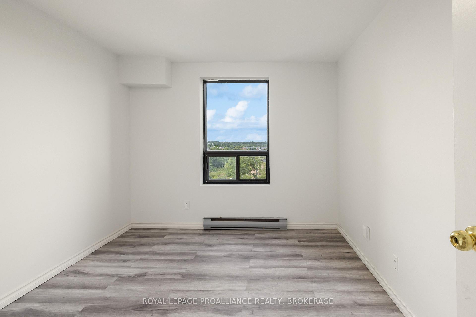 Photo 13 of Unit 909, 66 Greenview Drive, Kingston, Central City West — HOMEH