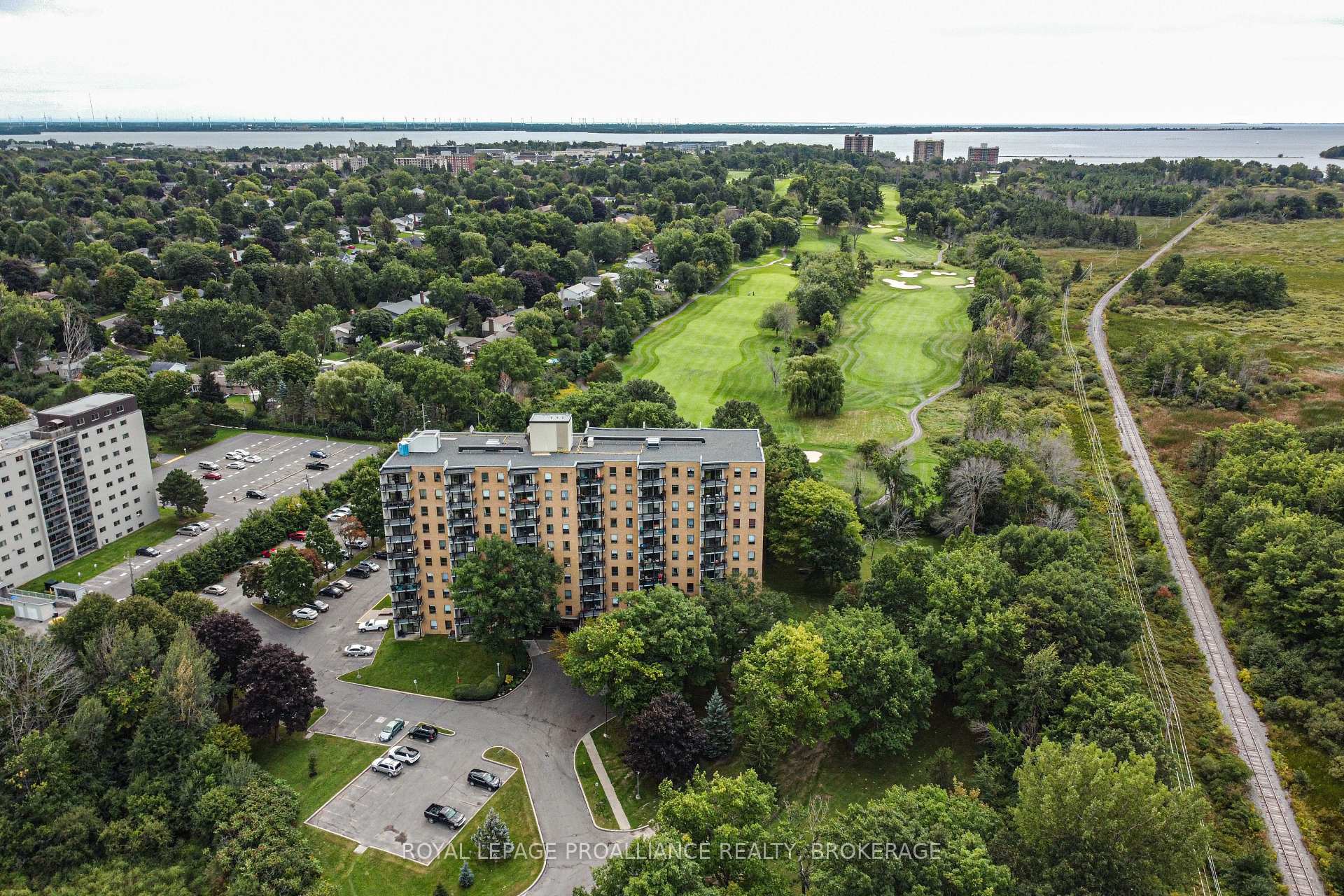 Photo 26 of Unit 909, 66 Greenview Drive, Kingston, Central City West — HOMEH